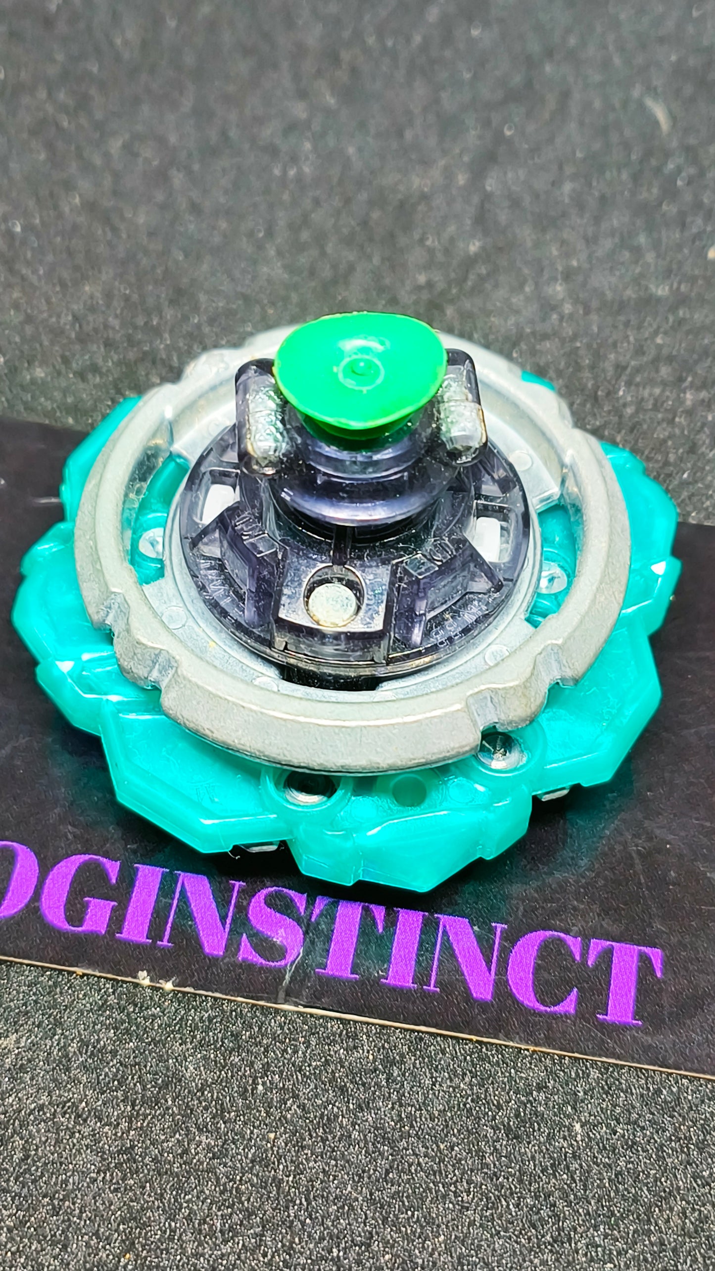 ओर्ब एगिस बाहरी क्वेस्ट (ए)