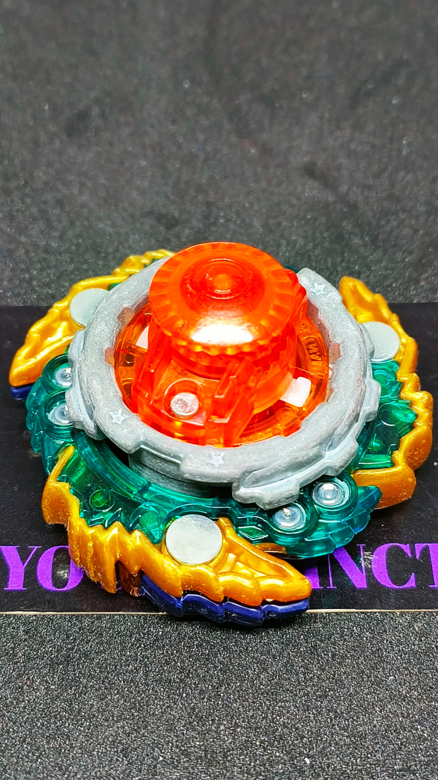 गीस्ट फ़फ़्निर 8' अवशोषक (ए)