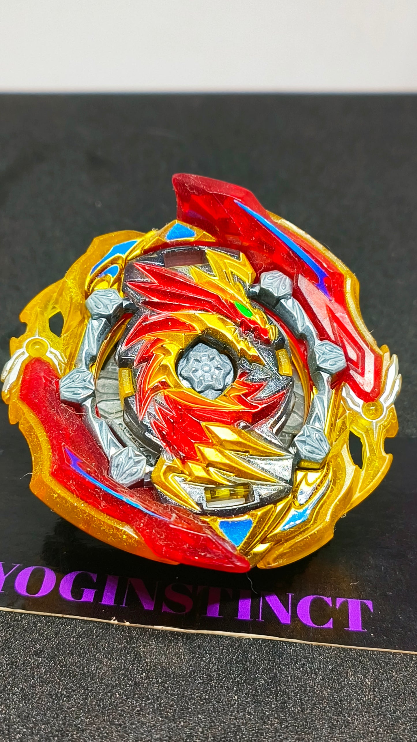 यूनियन डायबोलोस II 00 गोकू बियरिंग का विस्तार करें