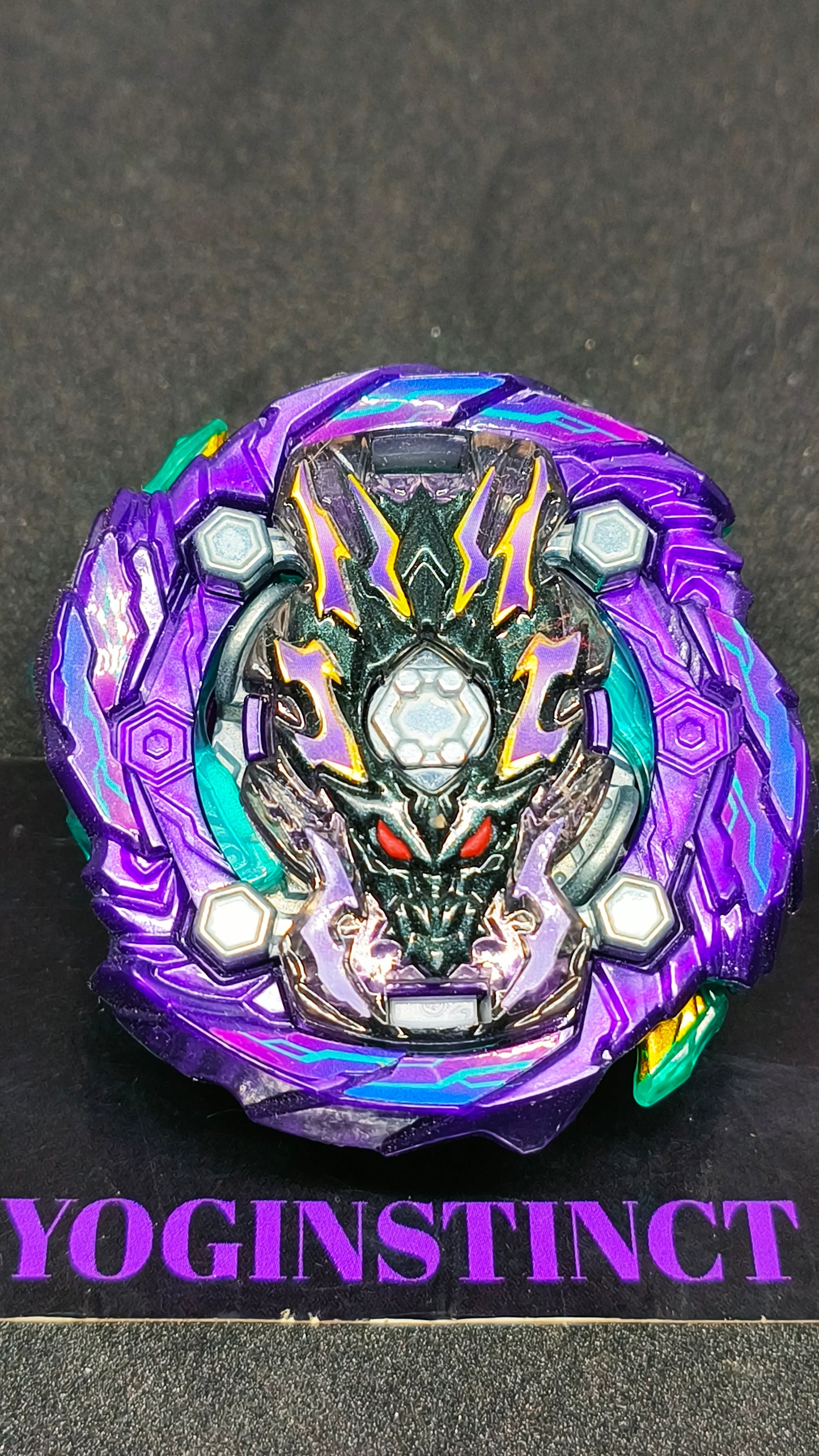 ड्रेड बहमुत 7 वाल ऑर्बिट मेटल