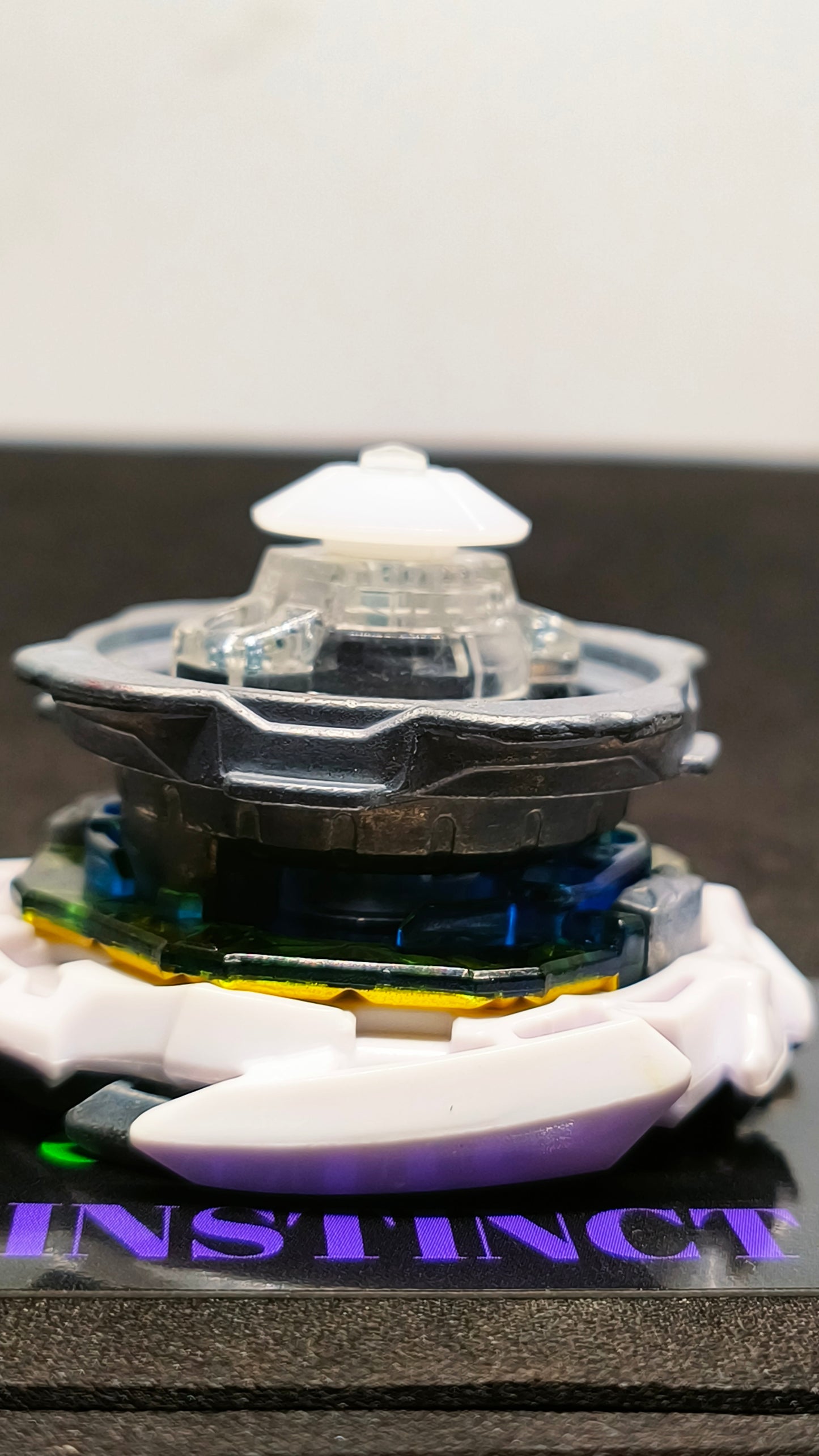 डायनामाइट बेलियल नेक्सस हाई इटरनल एल गियर