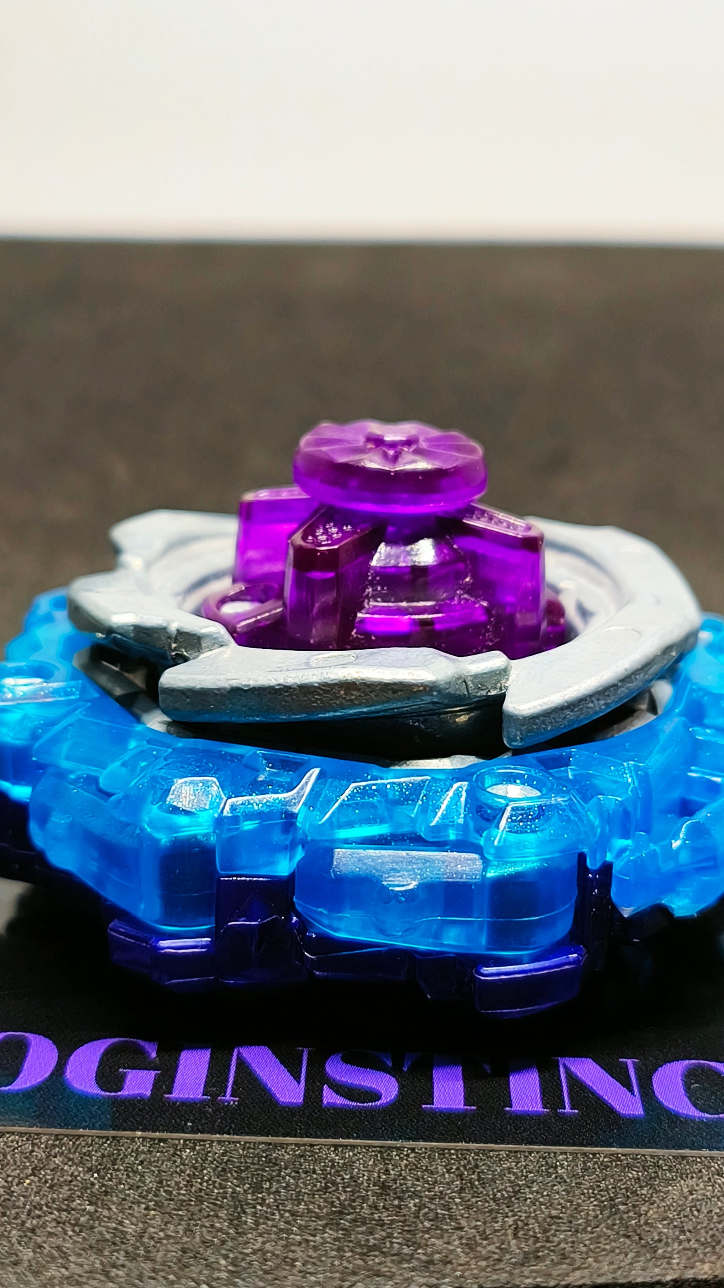 चेन केर्बियस लिगेसी होल्ड'