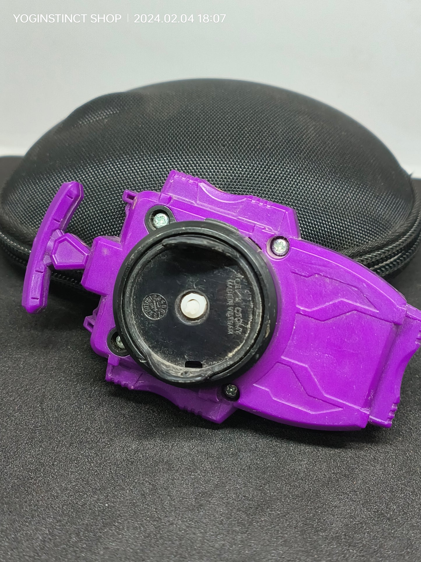 बी-14 बेलॉन्चर (बैंगनी) राइट स्पिन