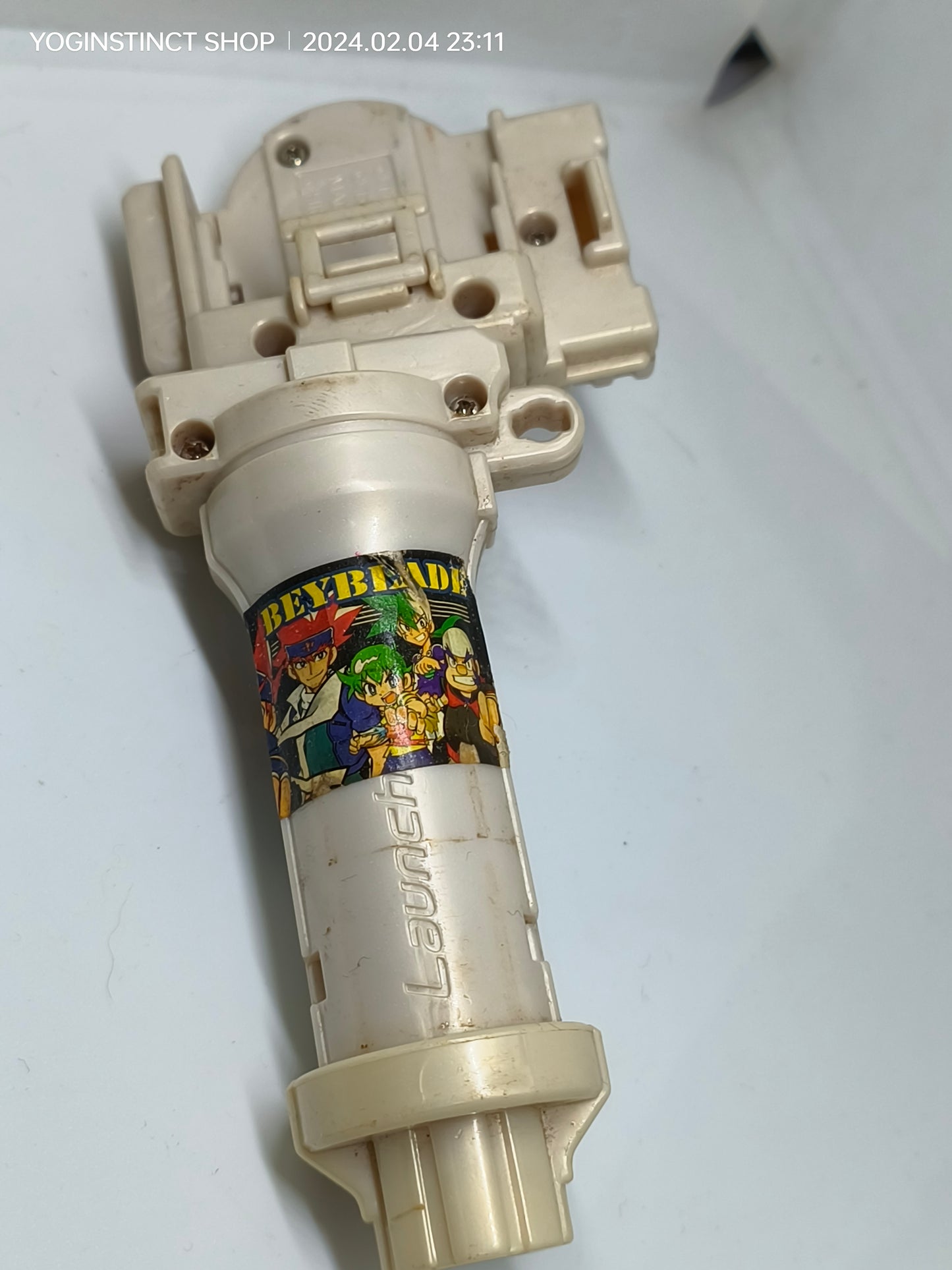 BB-15   Launcher Grip (Metal Saga)	(White)