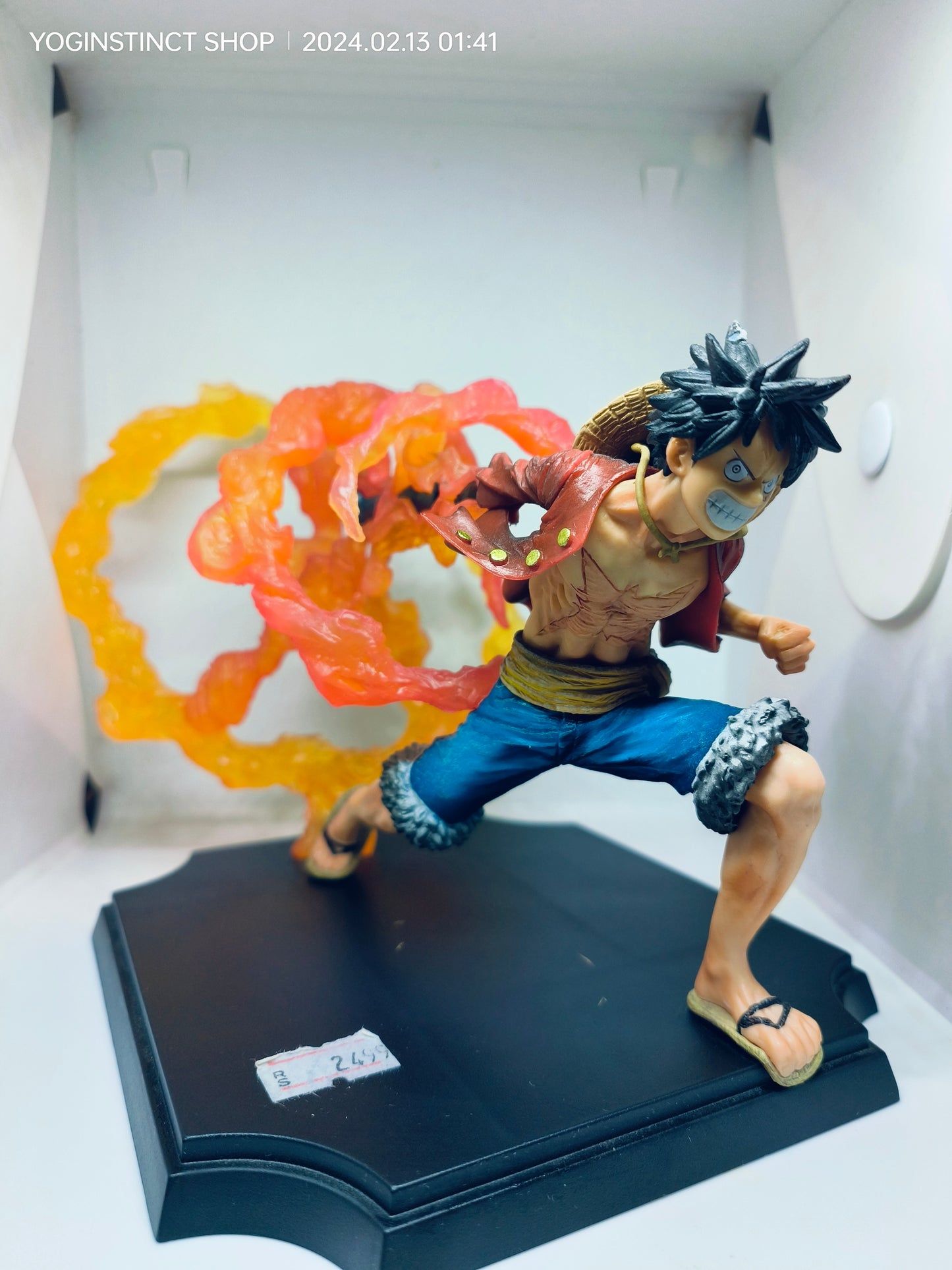Bandai Ichiban kuji One Piece PROFESSIONALS - Monkey D Luffy Prize D
