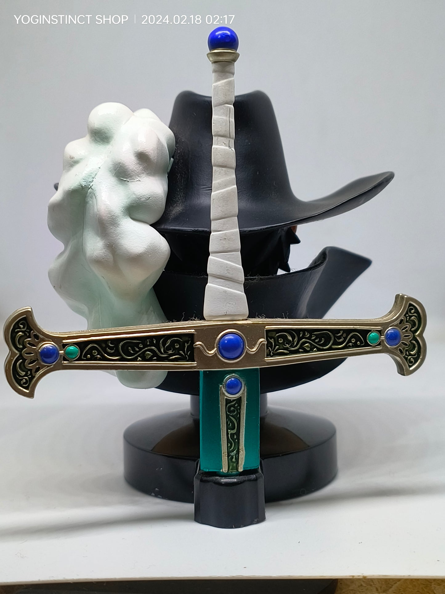 Bandai One Piece - Deep Sea Collection - Mihawk Bust.