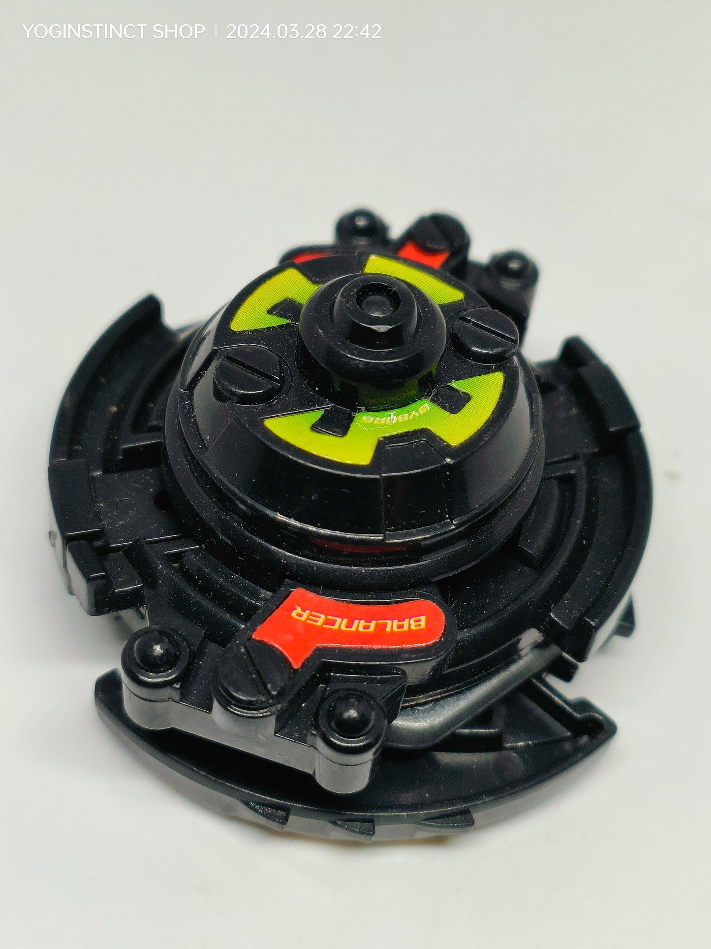 A-36 Wyborg (black edition) (B) - Takaratomy Beyblade: shoot