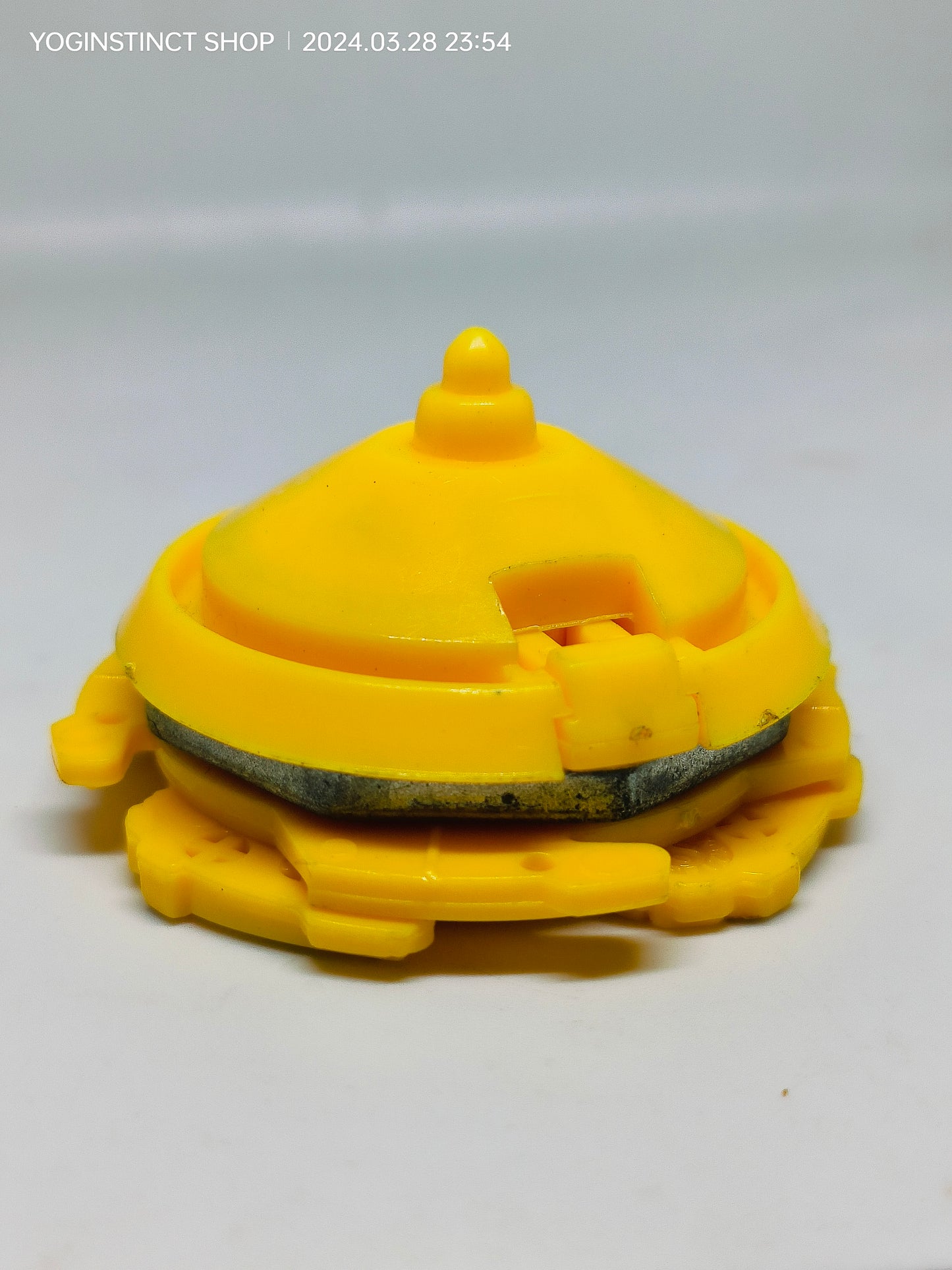 A-11 Galman (A) - Takaratomy Beyblade: Shoot