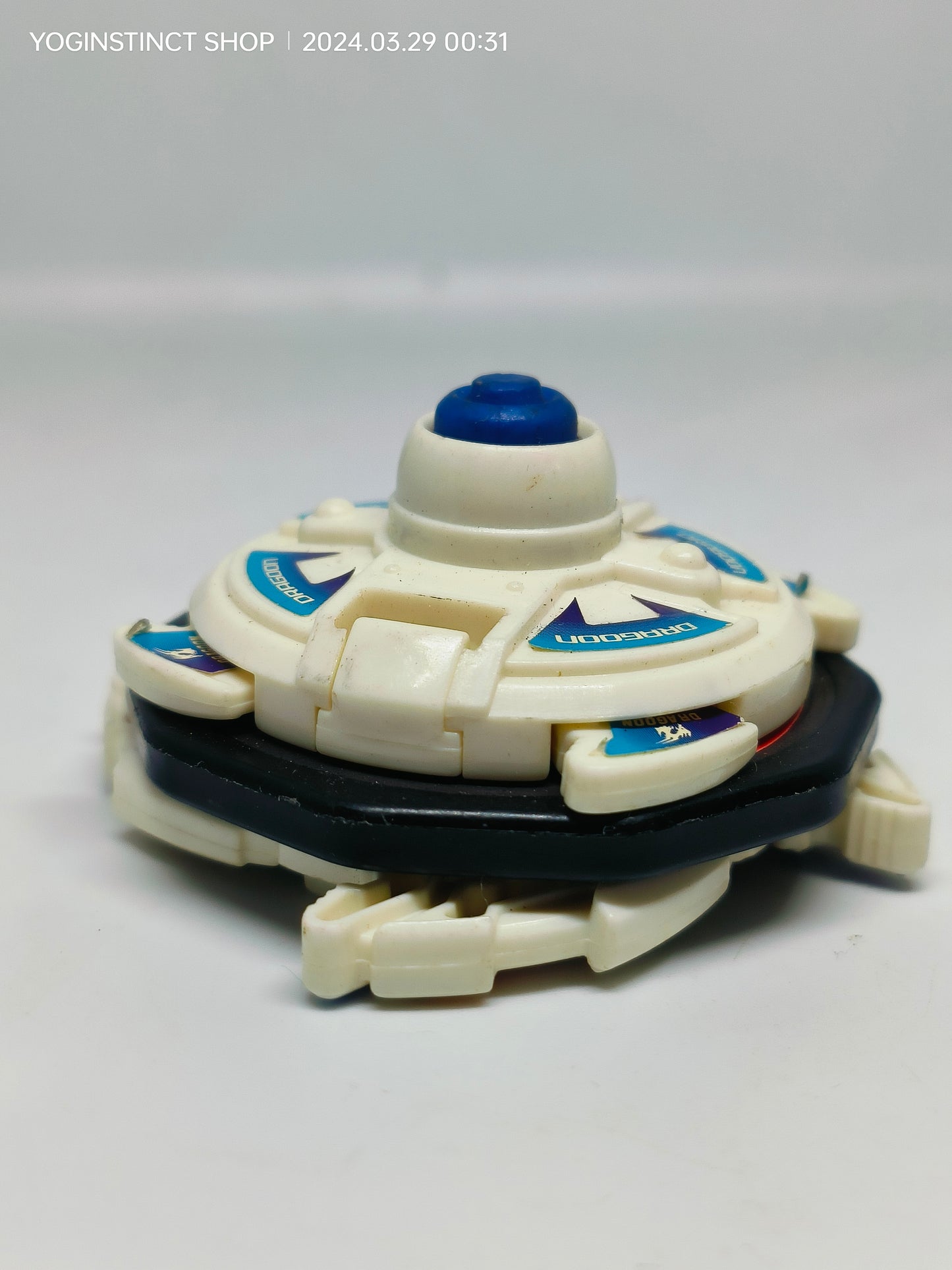 A-69 DRAGOON V2 (A) - Takaratomy Beyblade: V-FORCE