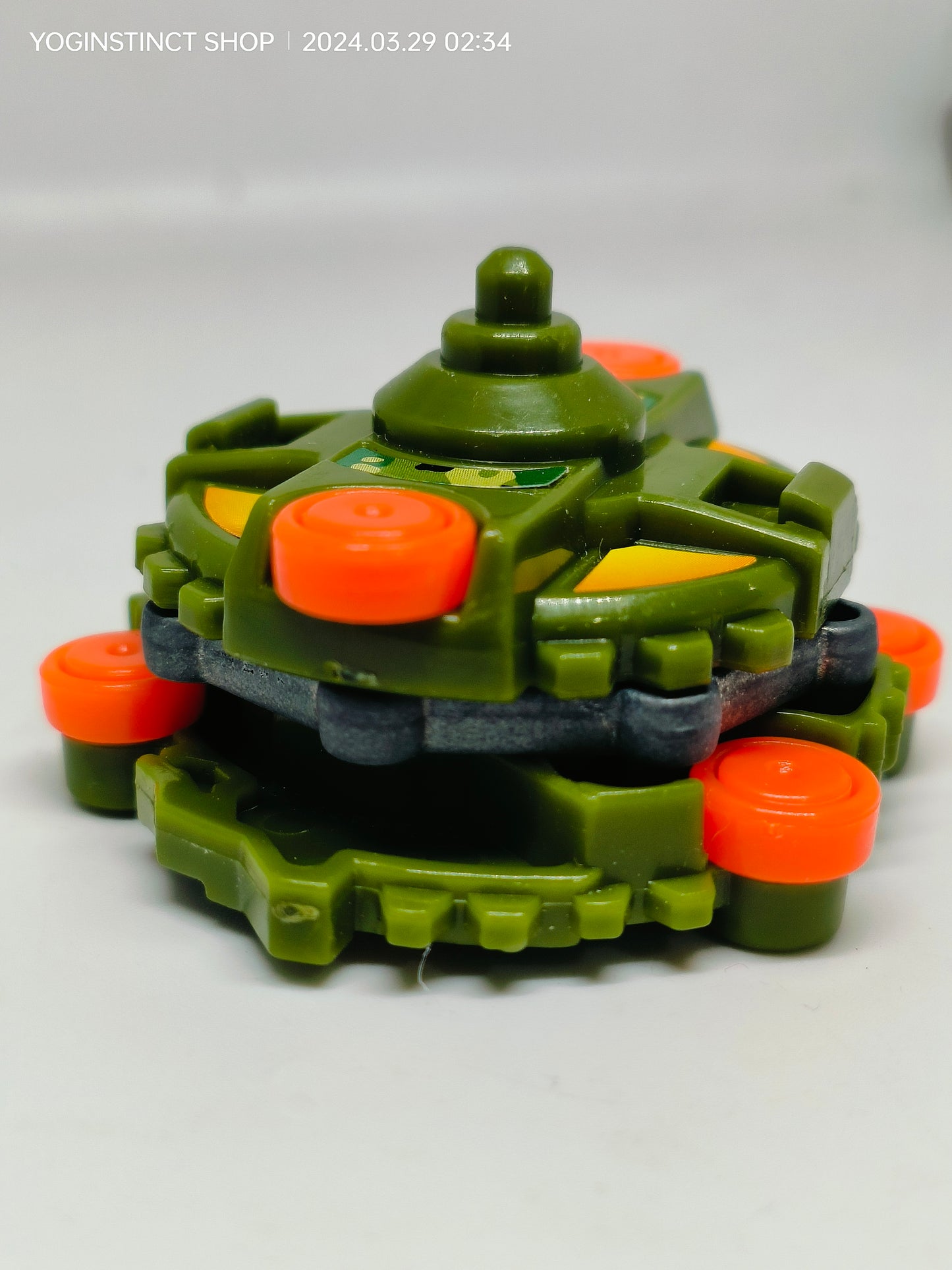 Spike Lizard - Takaratomy Beyblade: Shoot