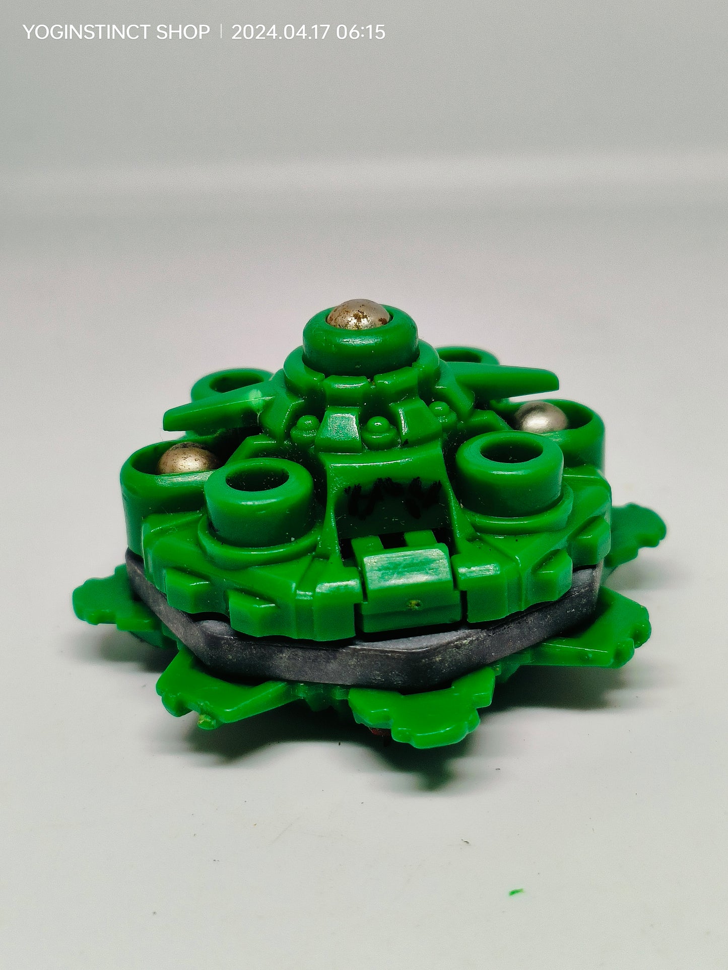 A-35 Draciel F (H) - Takaratomy Beyblade: Shoot