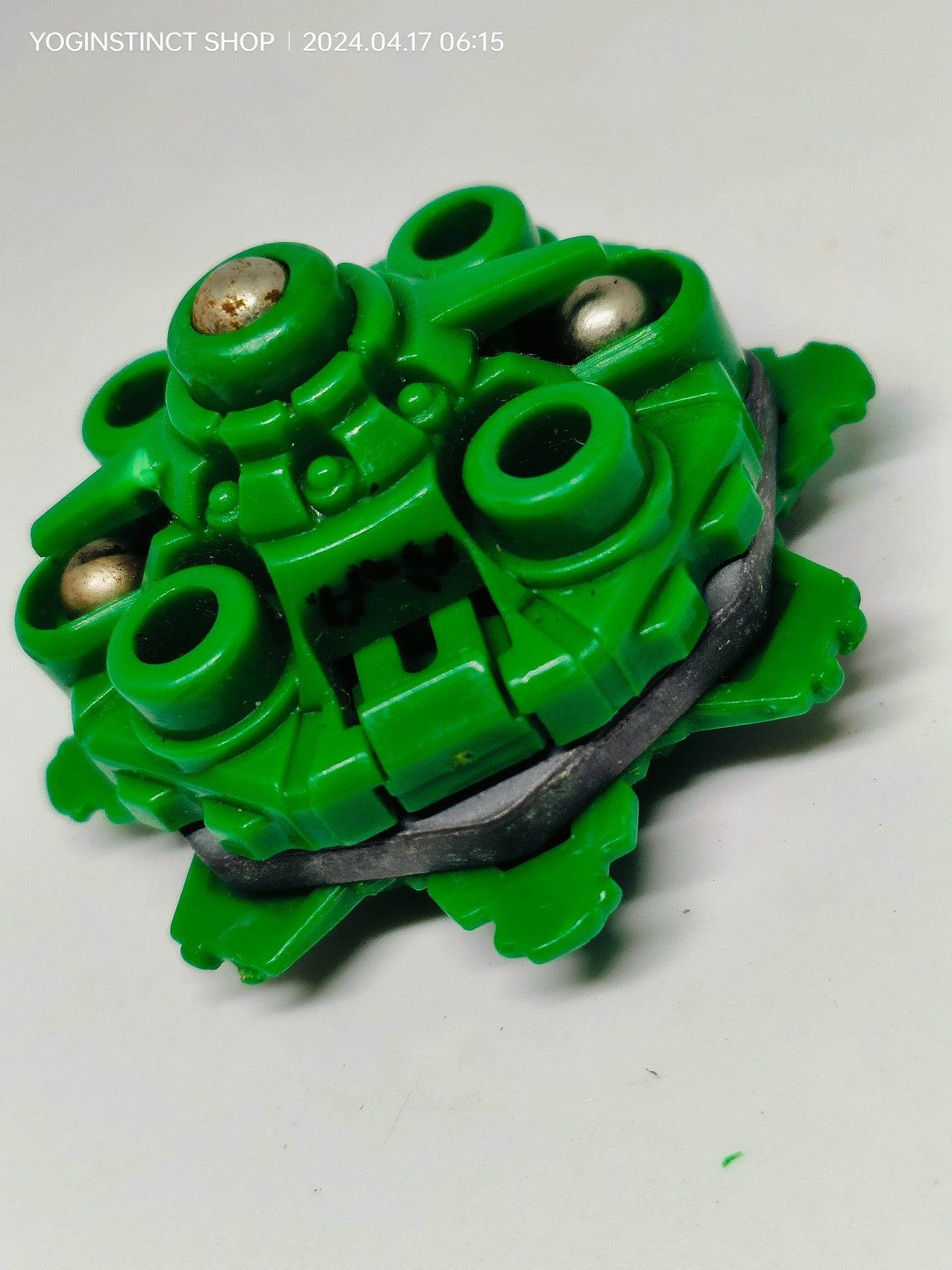 A-35 Draciel F (H) - Takaratomy Beyblade: Shoot