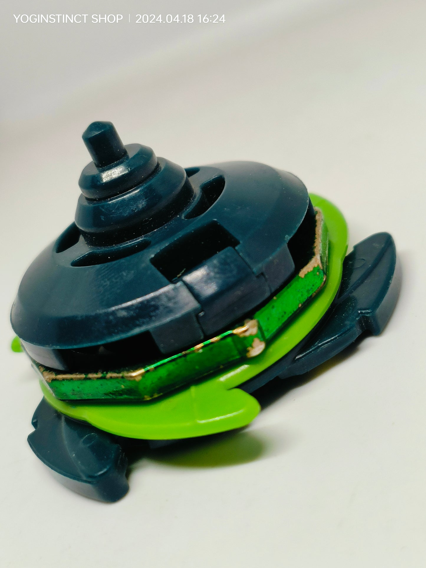 Dark Draciel (A) - Takaratomy Beyblade Shoot