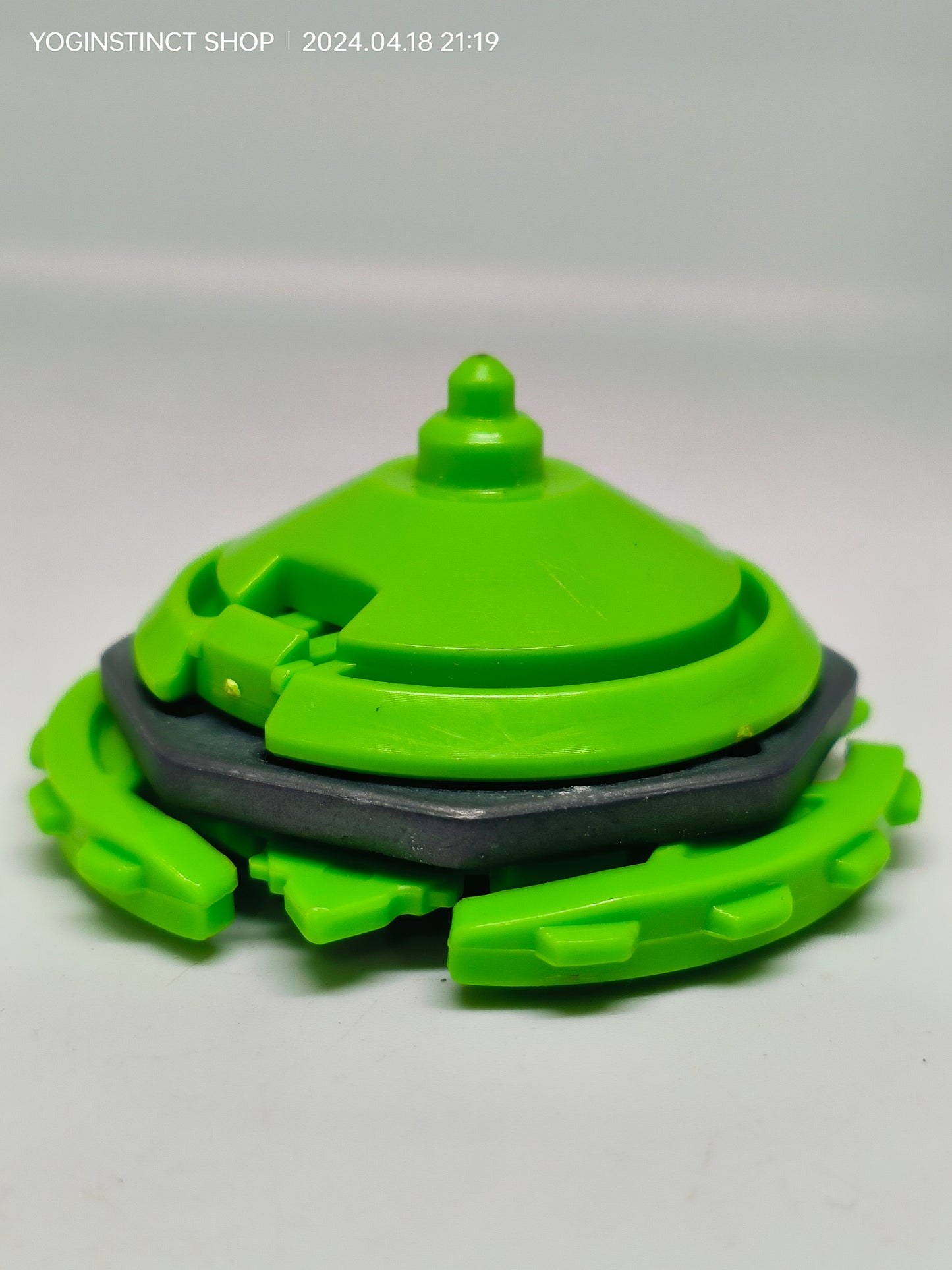 A-33 Master Draciel (C) - Takaratomy Beyblade: Shoot