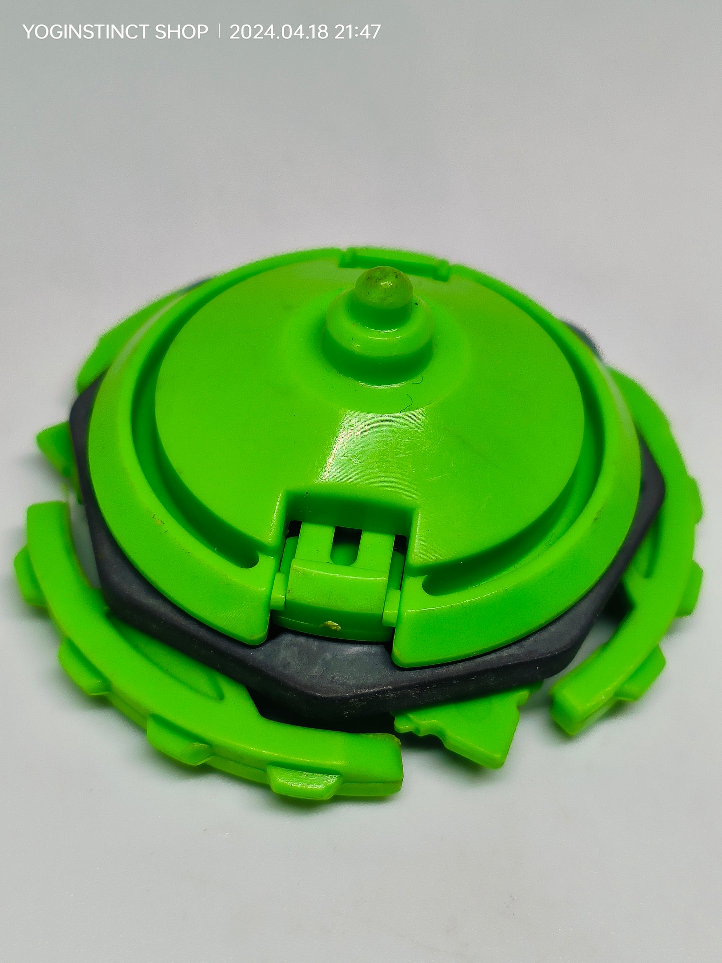 A-33 Master Draciel (D) - Takaratomy Beyblade: Shoot