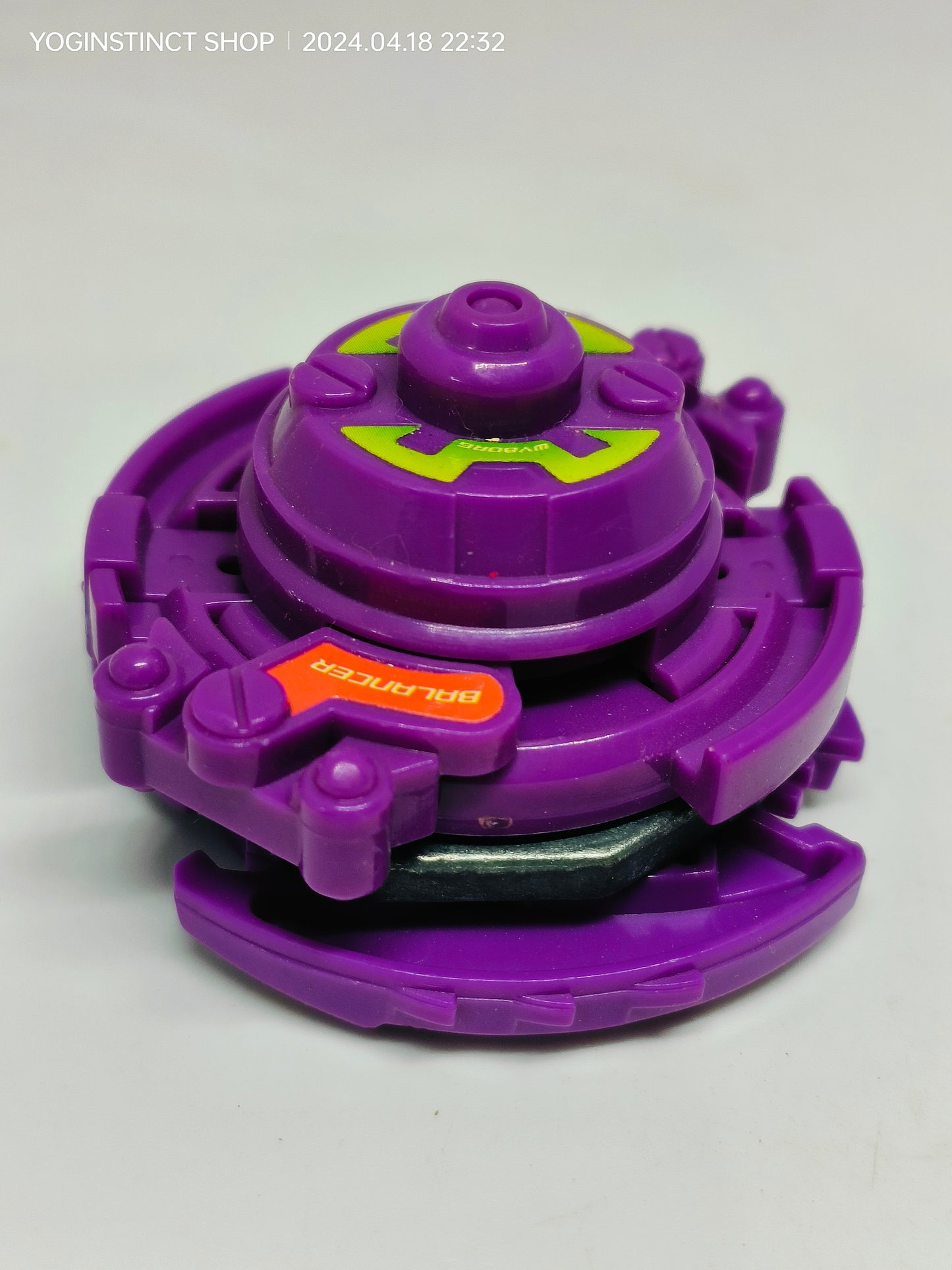 A-36 Wyborg (C) - Takaratomy Beyblade: Shoot
