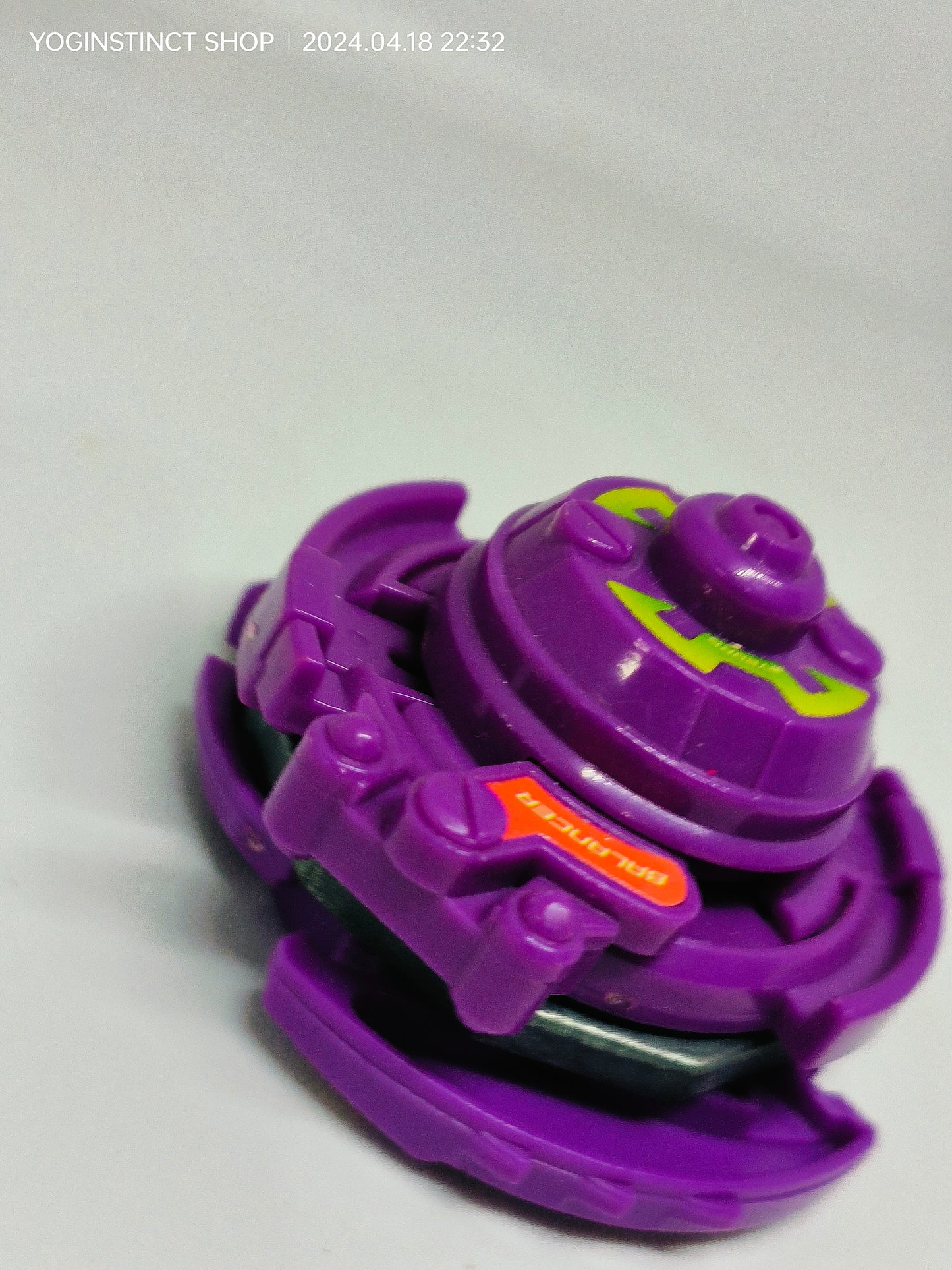 A-36 Wyborg (C) - Takaratomy Beyblade: Shoot