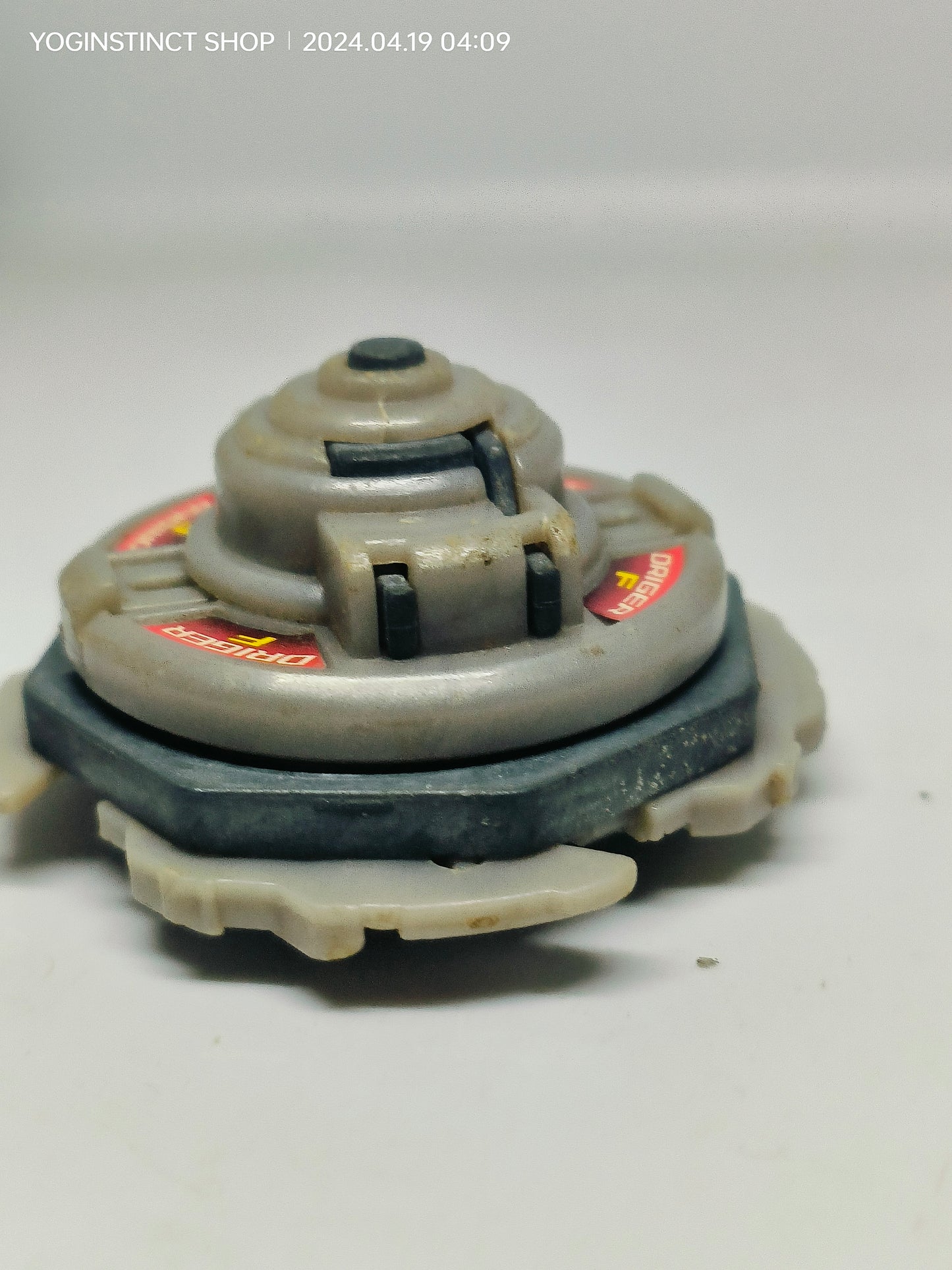 A-24 Driger F / Fang (J) - Takaratomy Beyblade: Shoot