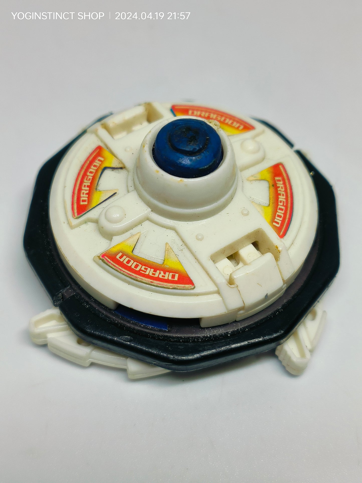 A-69 DRAGOON V2 (B) - Takaratomy Beyblade: V-FORCE