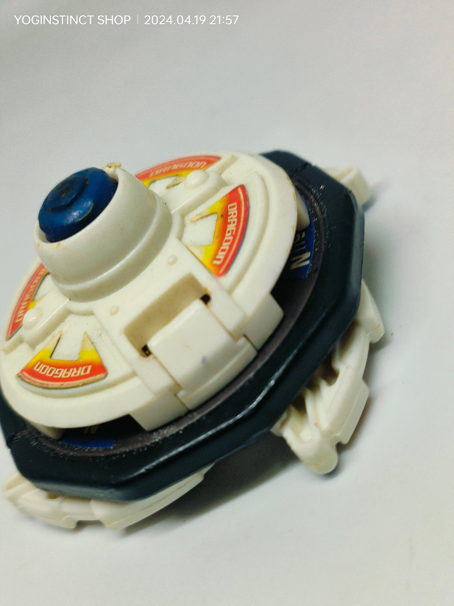 A-69 DRAGOON V2 (B) - Takaratomy Beyblade: V-FORCE
