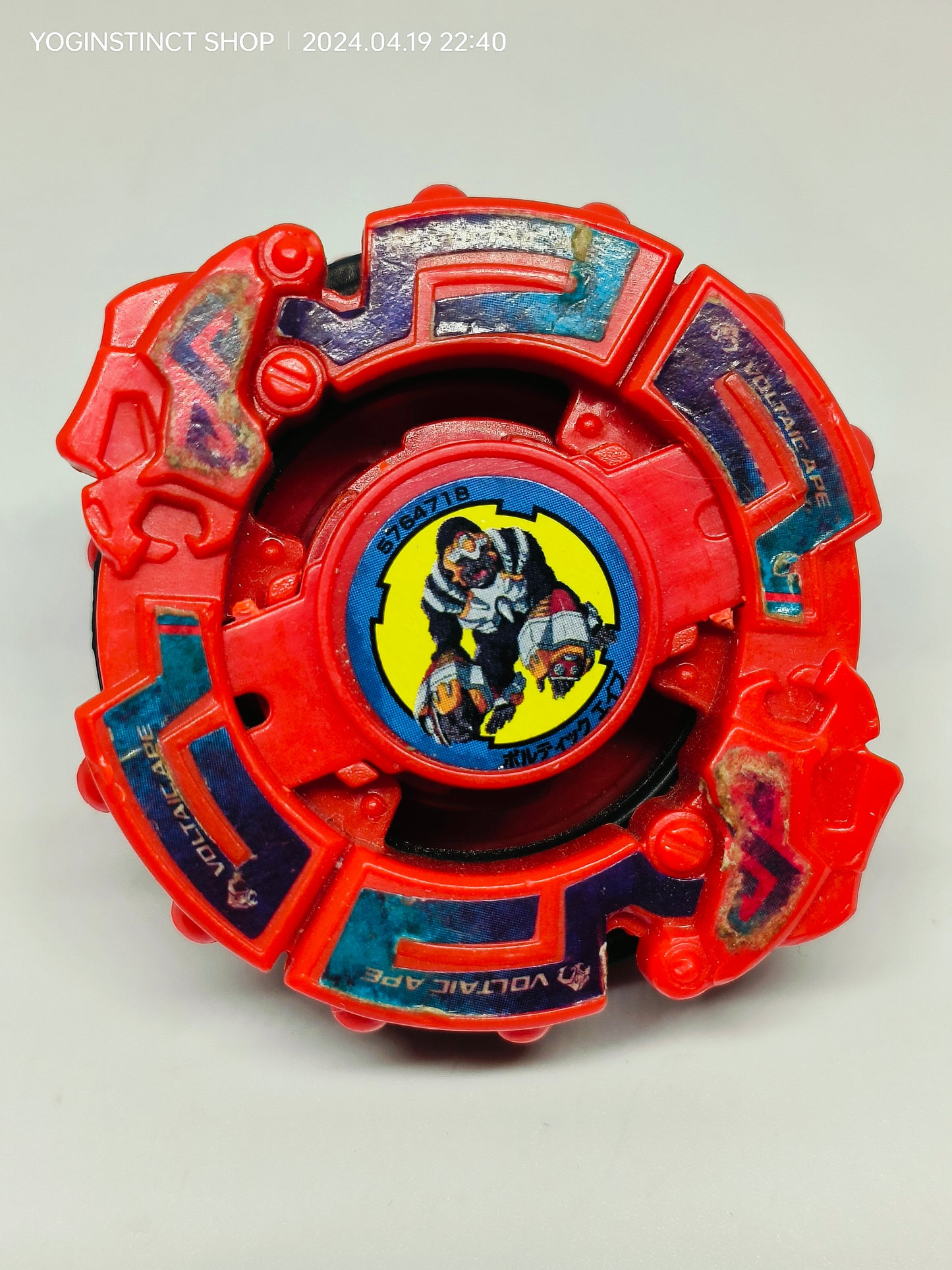 A-77 Voltaic Ape (A) - Takaratomy Beyblade: V-FORCE