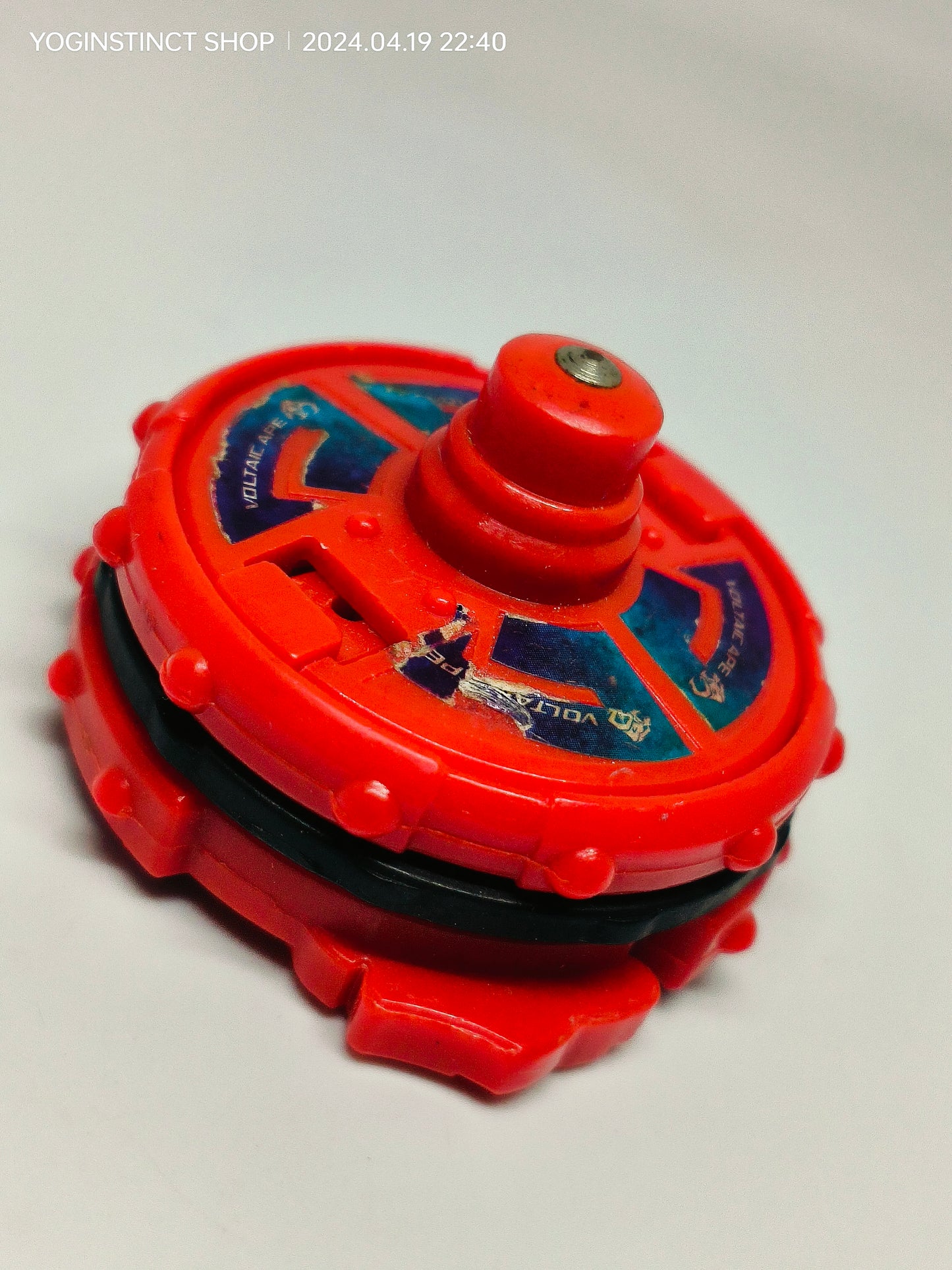 A-77 Voltaic Ape (A) - Takaratomy Beyblade: V-FORCE