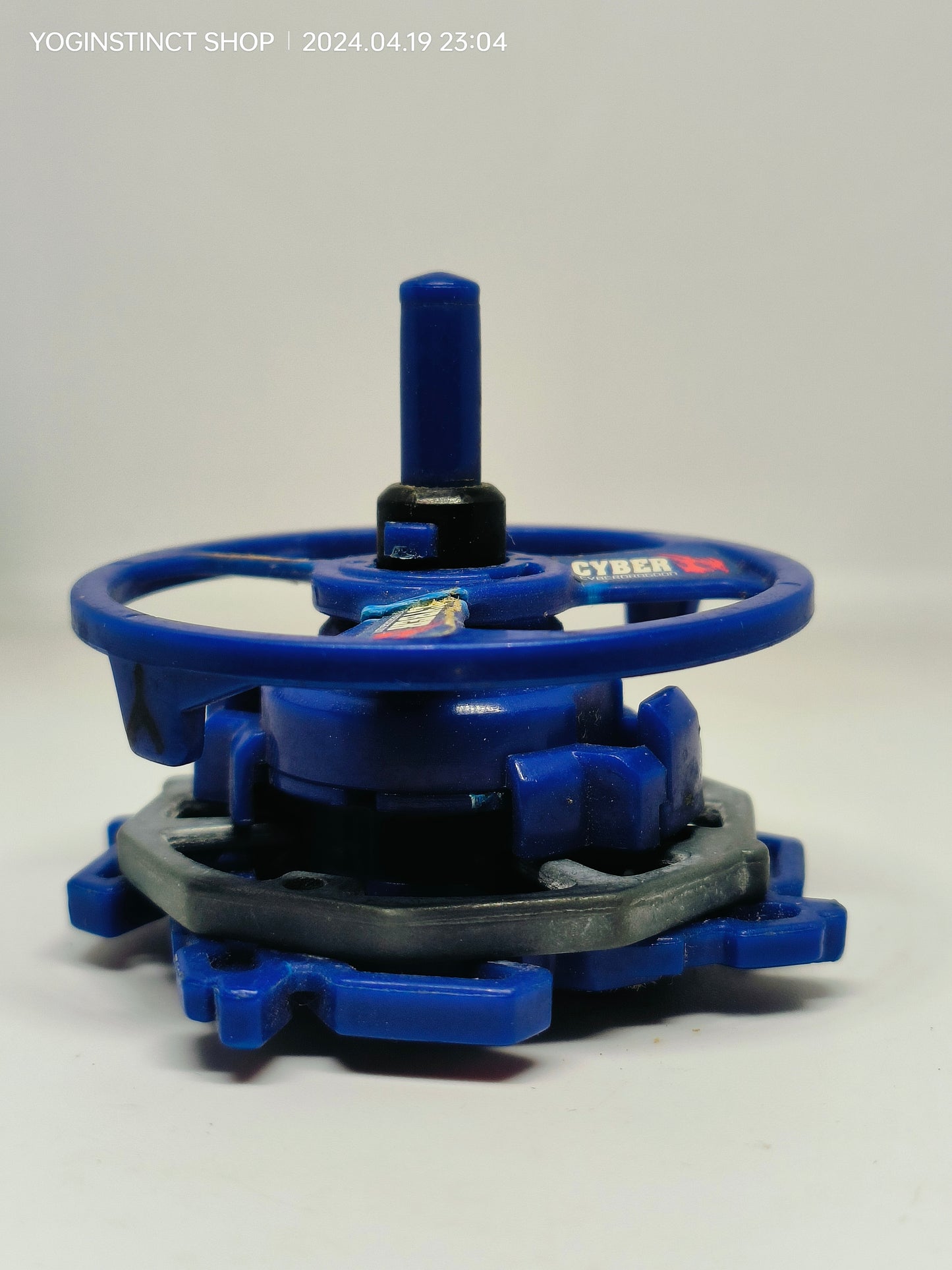 A-64 Cyber Dragoon (B) - Takaratomy Beyblade: V-FORCE