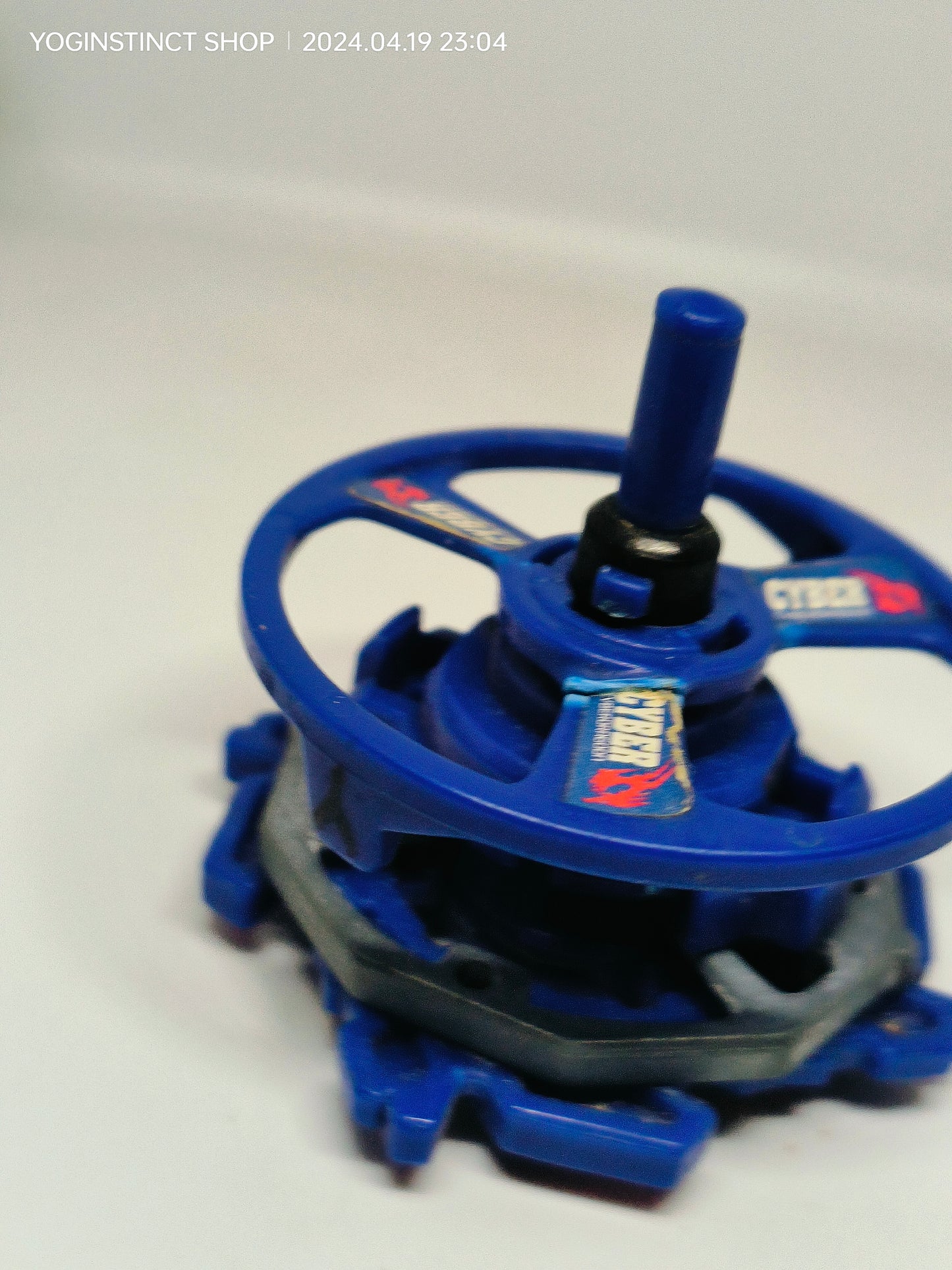 A-64 Cyber Dragoon (B) - Takaratomy Beyblade: V-FORCE