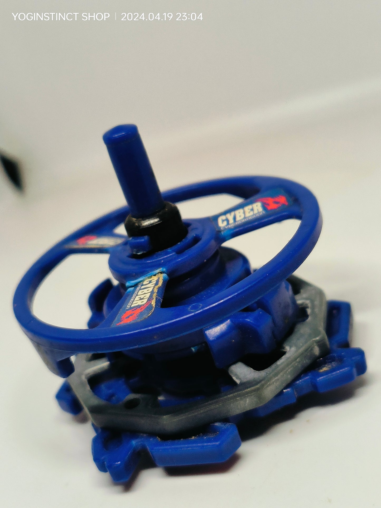 A-64 Cyber Dragoon (B) - Takaratomy Beyblade: V-FORCE