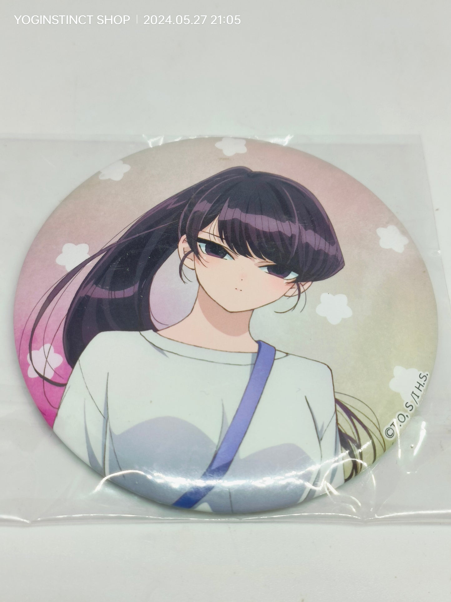 Komi shuko (Tshirt dress) - Komi Can't Communicate - Badge