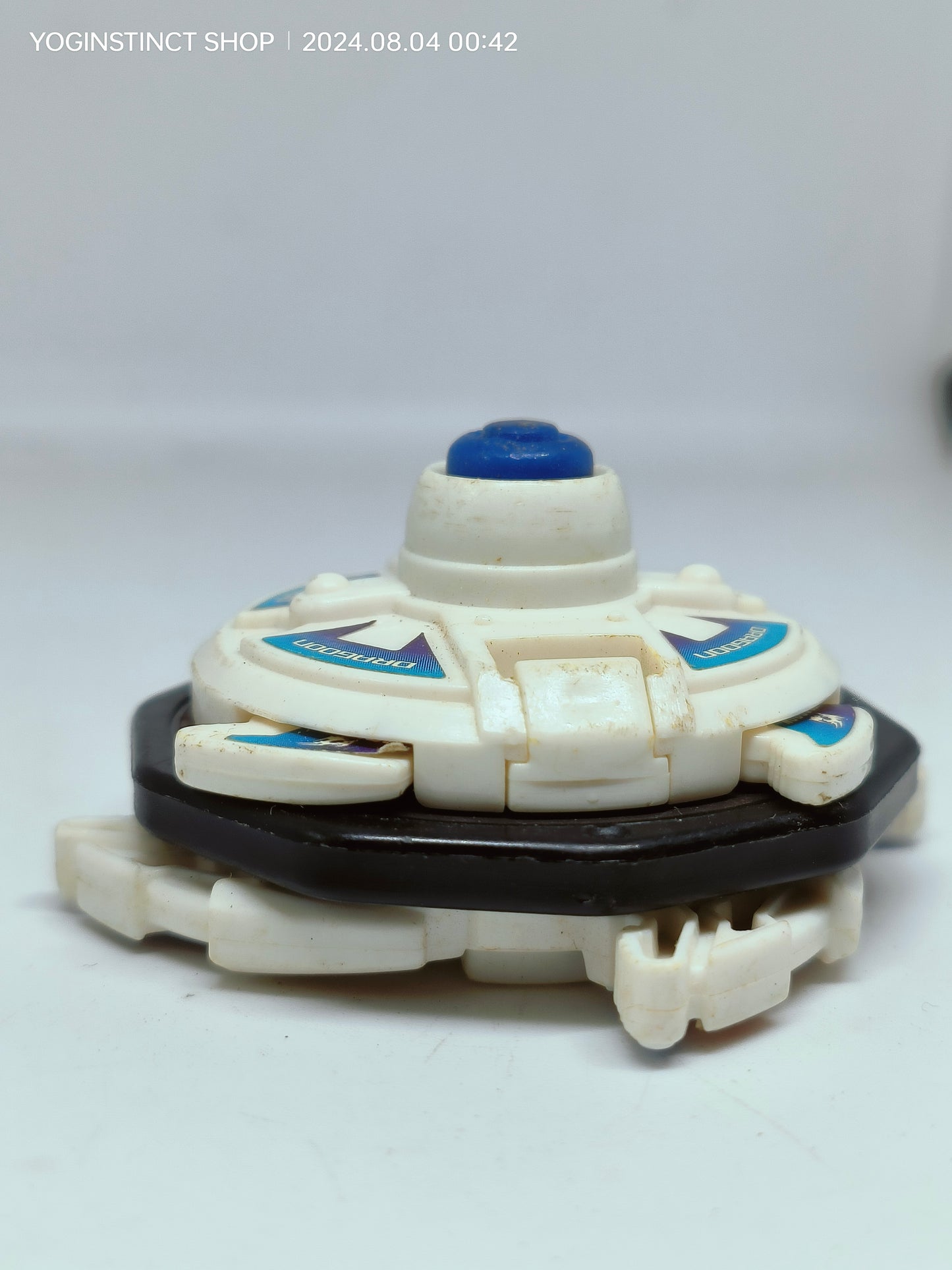 A-69 DRAGOON V2 (C) - Takaratomy Beyblade: V-FORCE