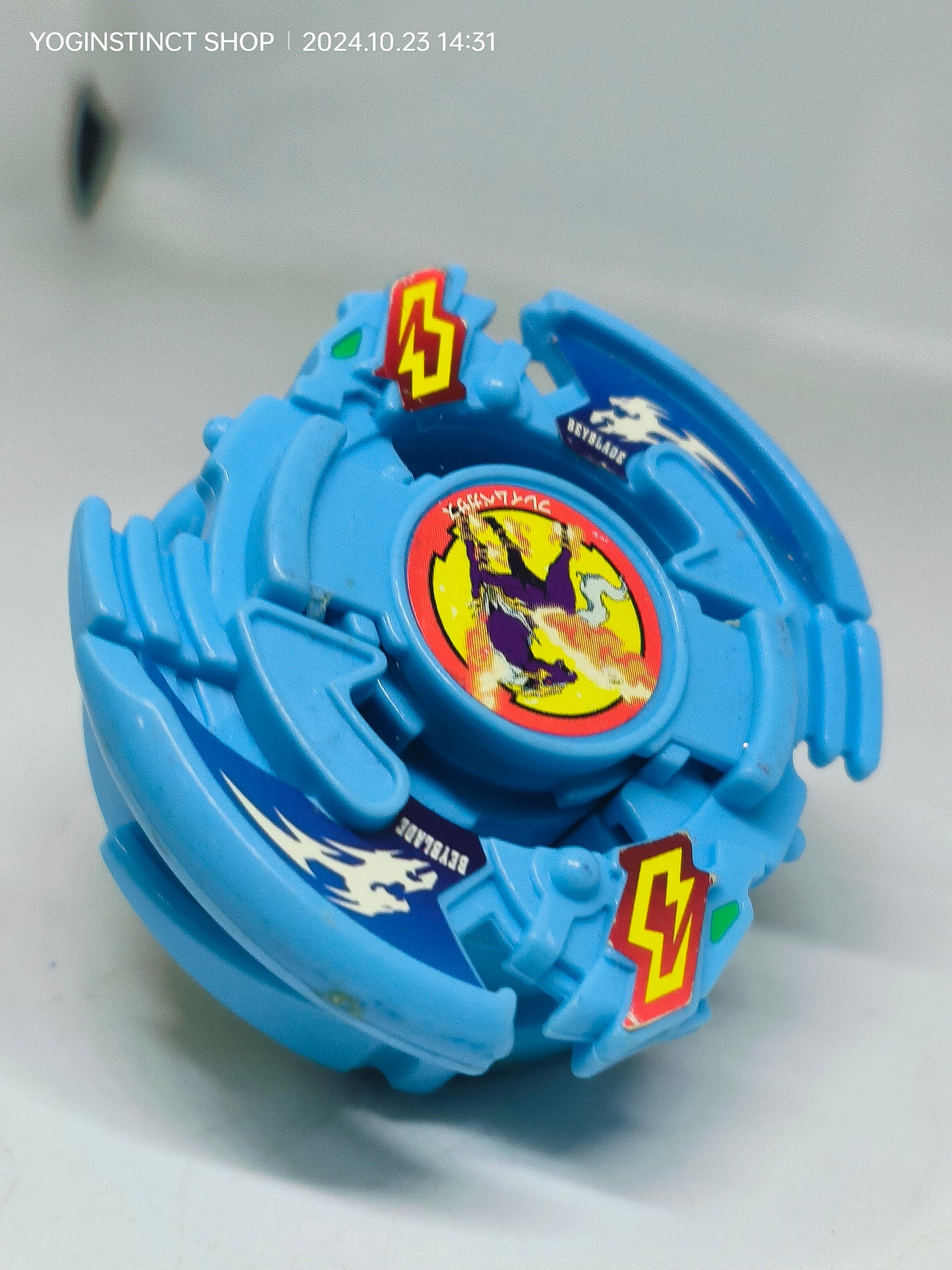 A-109 Torch Pegasus (B) - Takaratomy Beyblade: G-Revolution
