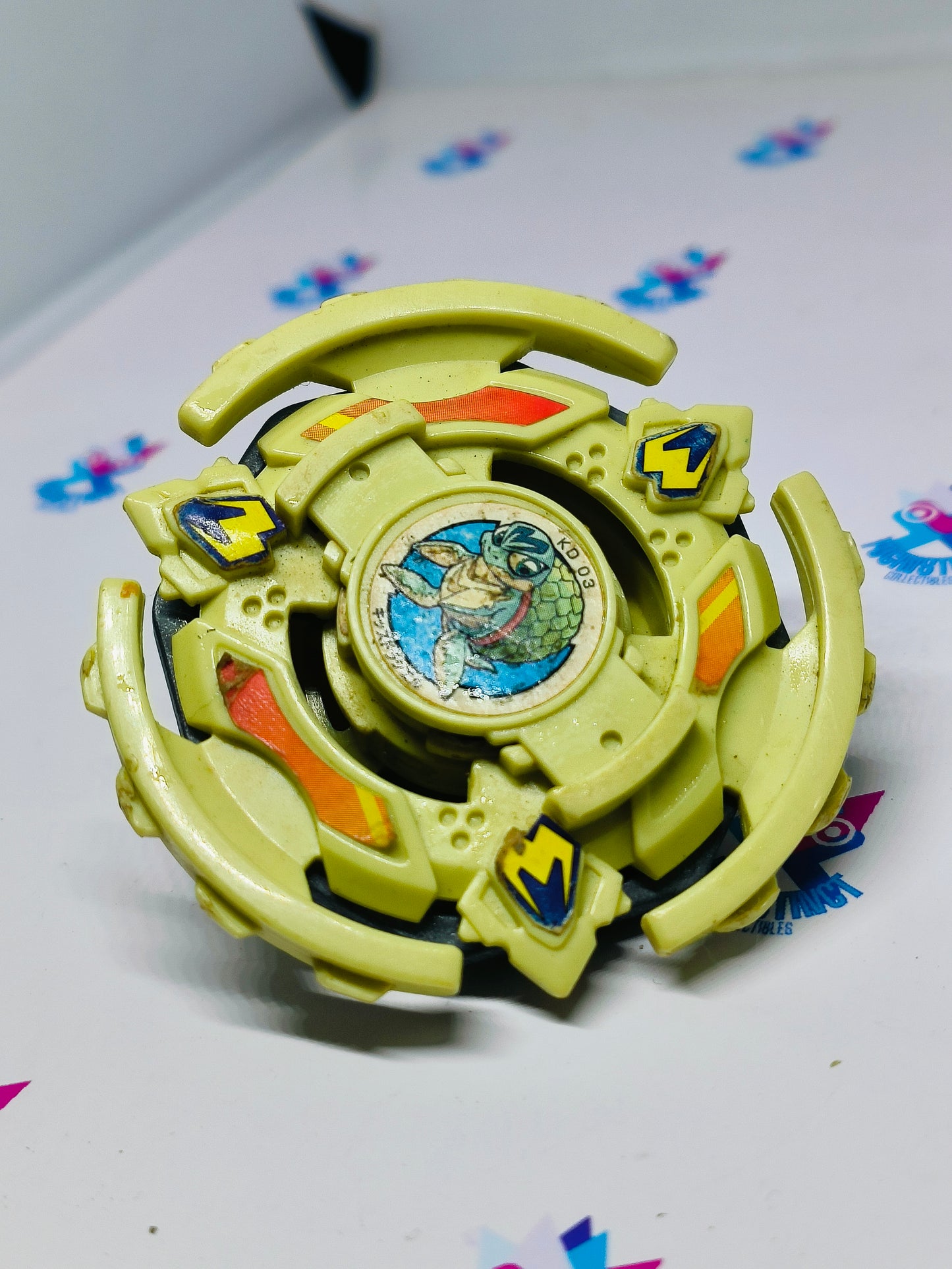A-33 Master Draciel (I) - Takaratomy Beyblade: Shoot
