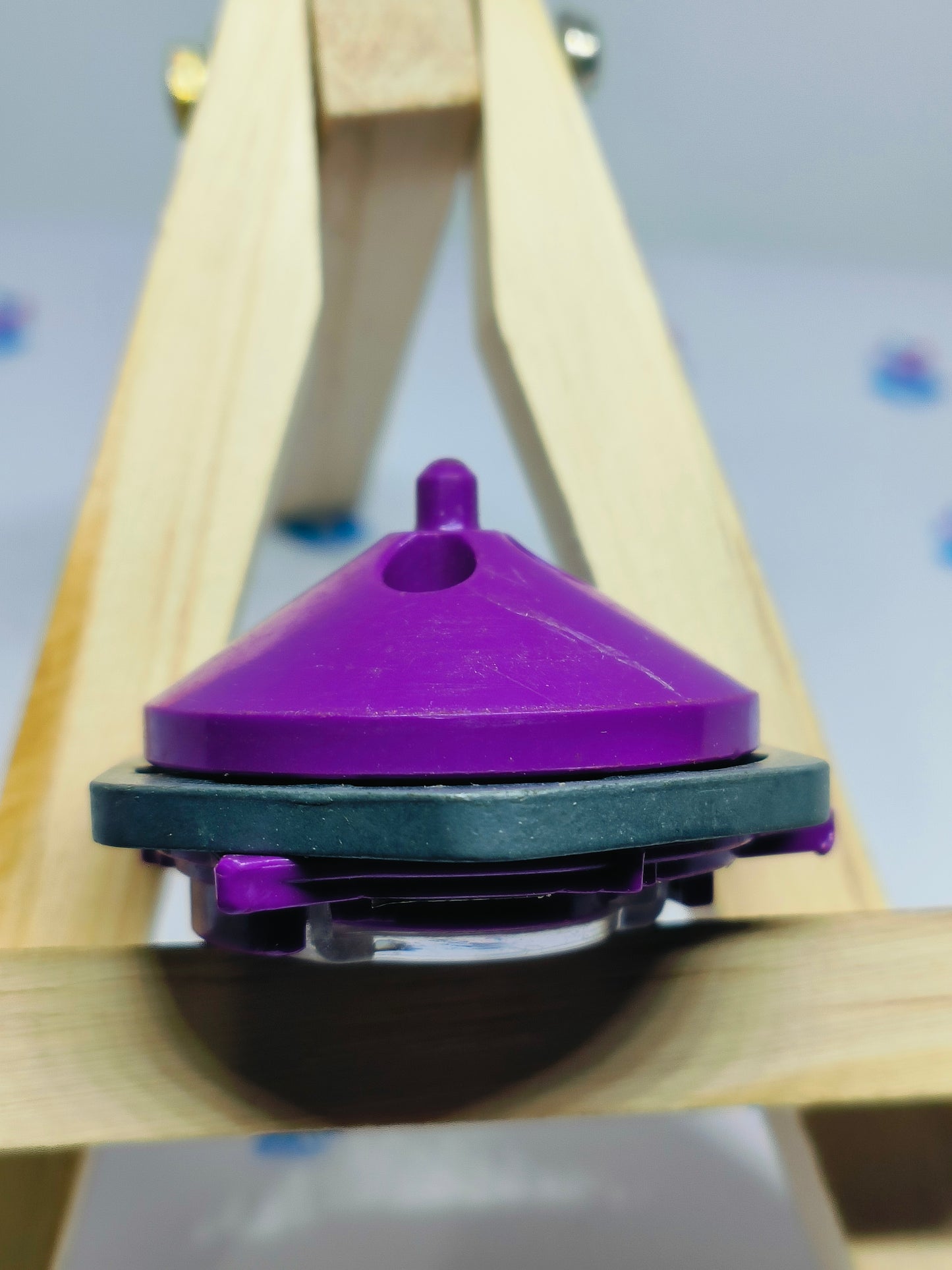 Polta (Purple lightening) TAKARATOMY BEYBLADE BAKUTEN SHOOT