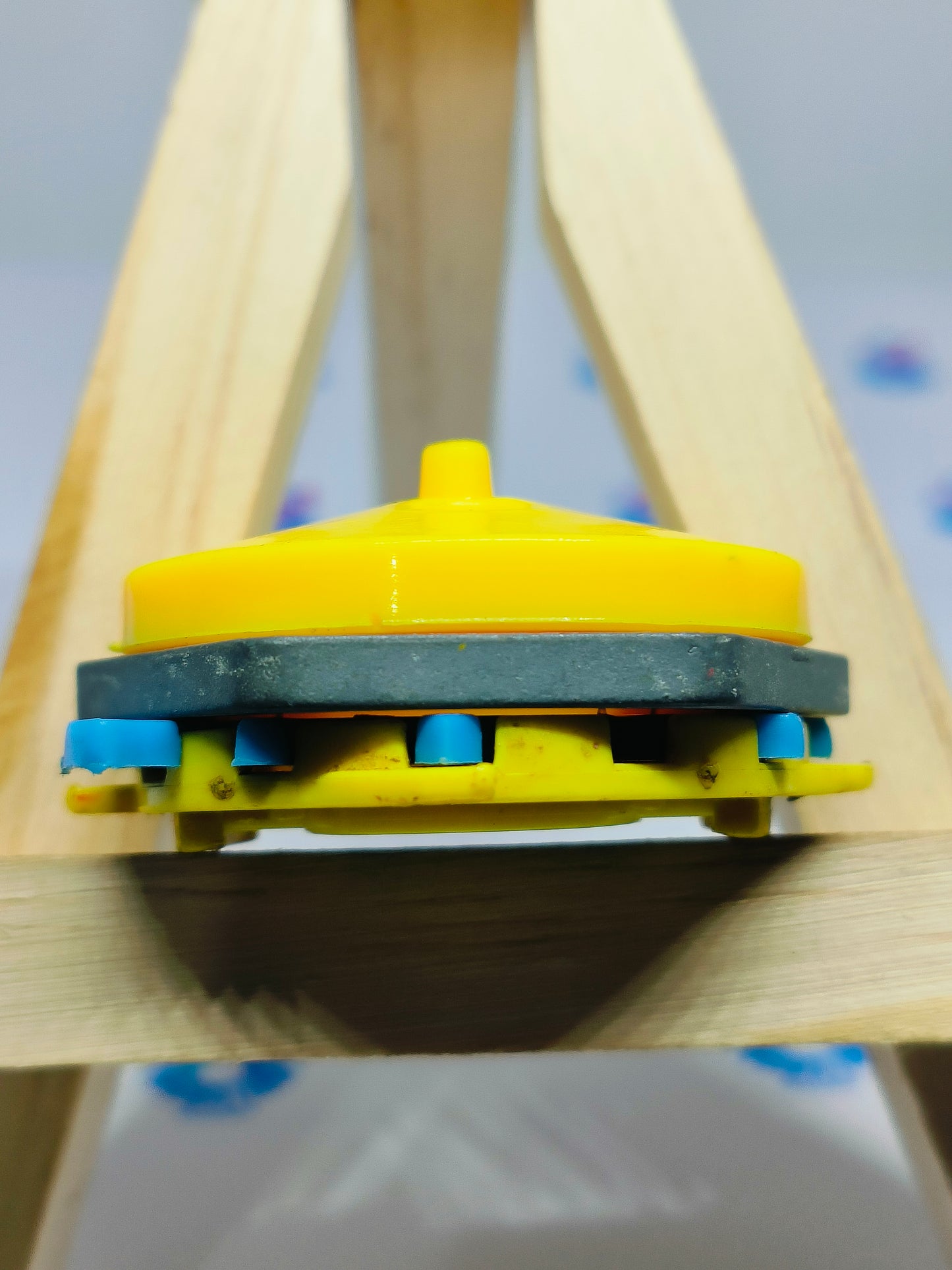 Bound Attacker  Takaratomy Beyblade Shoot