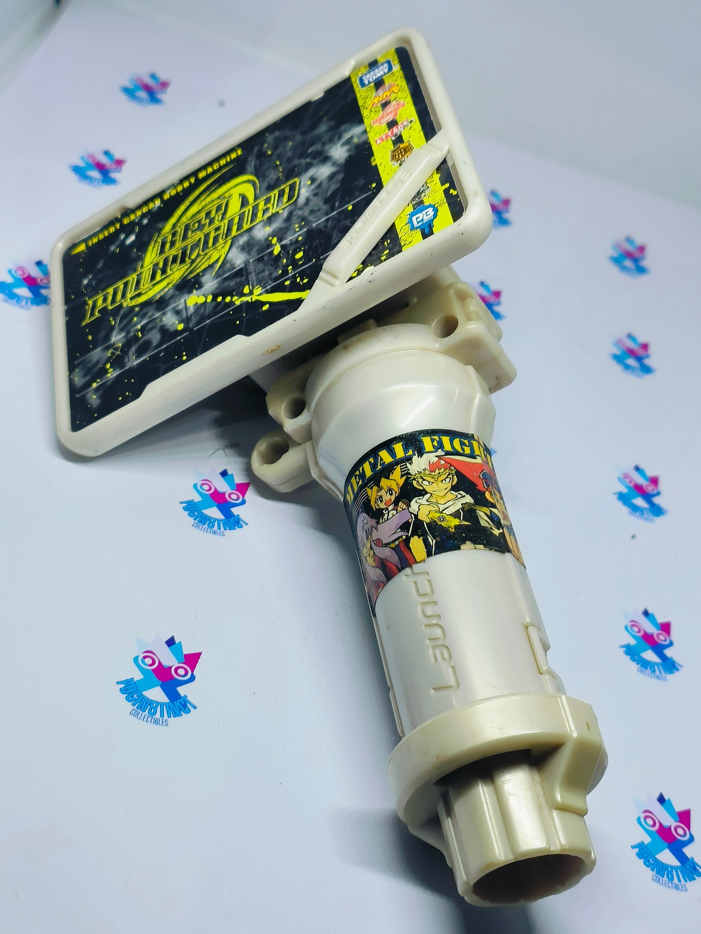 (BB-107) 3-Segment Launcher Grip white with Beypoint card (Metal Saga) with special stickers