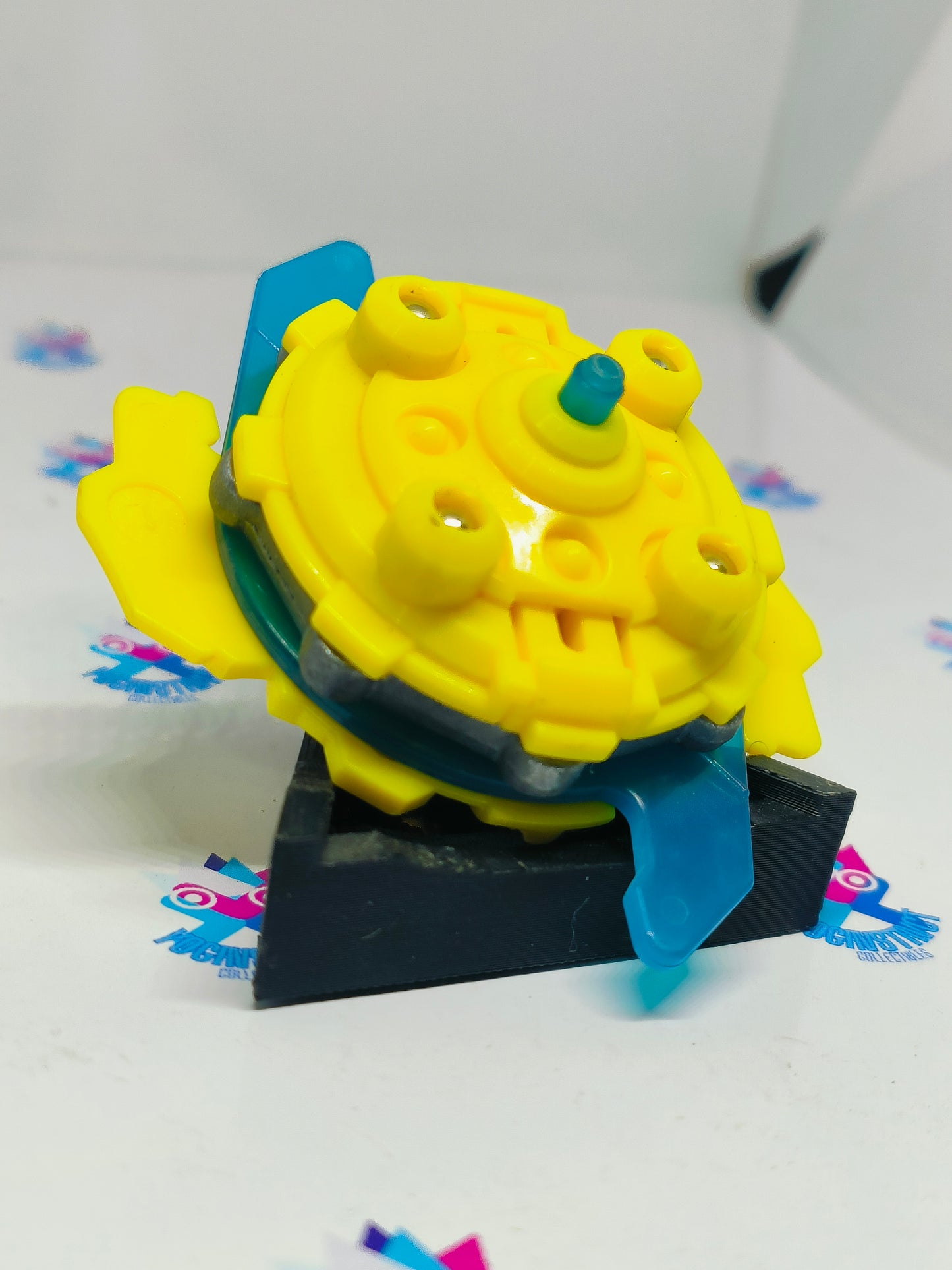 Gaia Dragoon S (C) - Takaratomy Beyblade: V-force