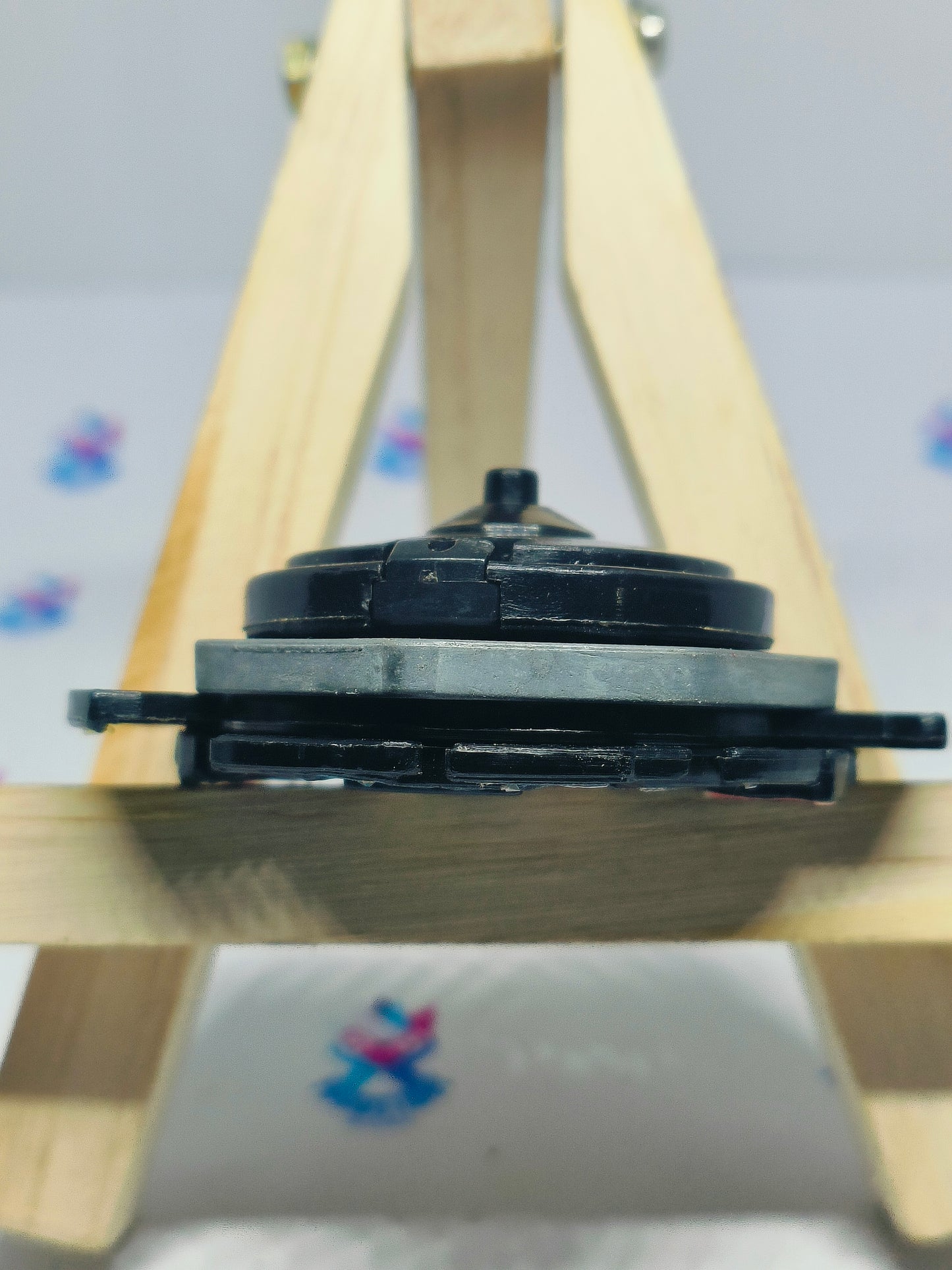 A-9 GALZZLY (Exclusive black edition) - Takaratomy Beyblade: V-Force