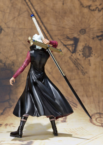 Dracule Mihawk Figuarts zero