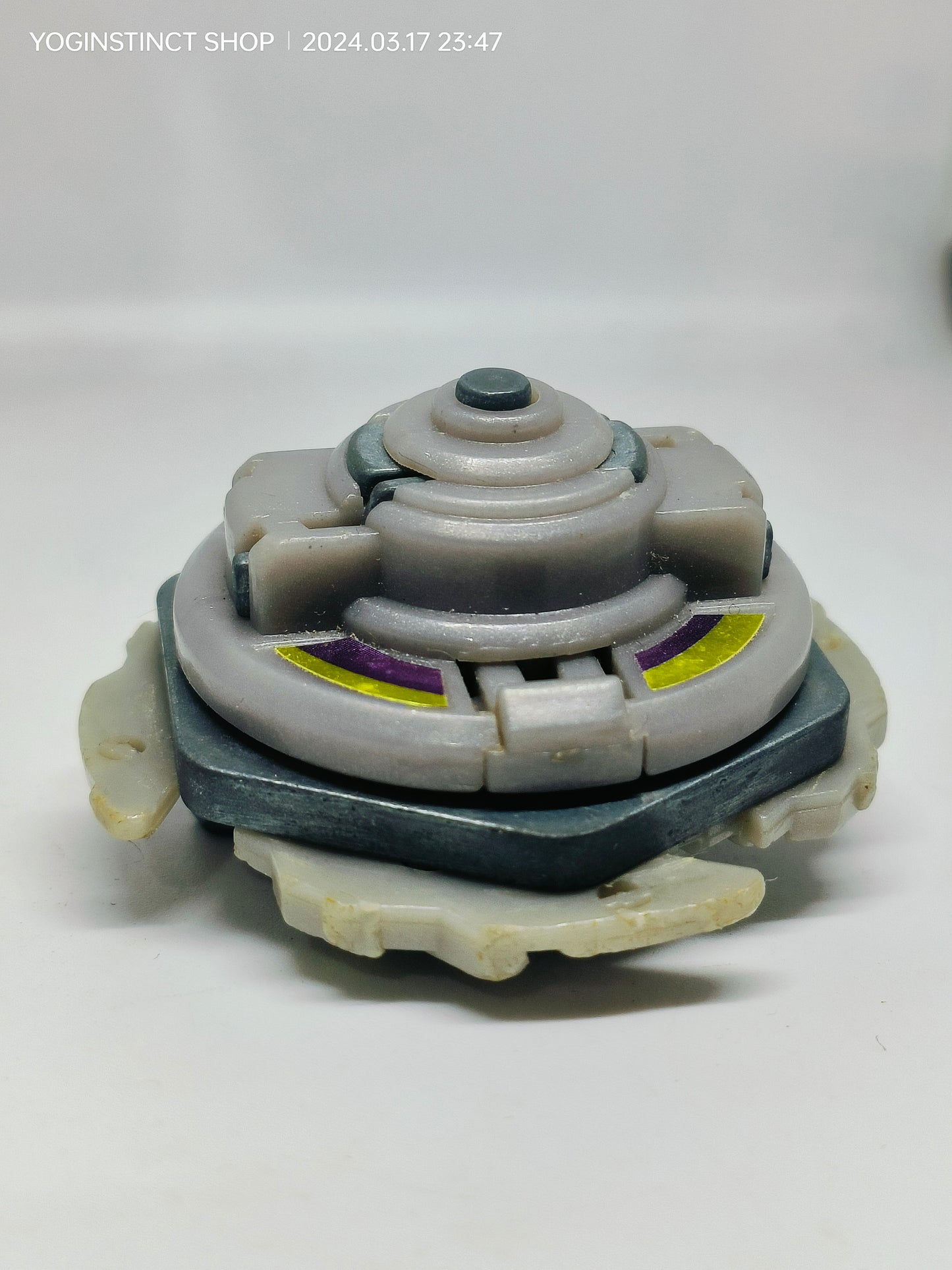 A-24 Driger F / Fang (A) - Takaratomy Beyblade: Shoot