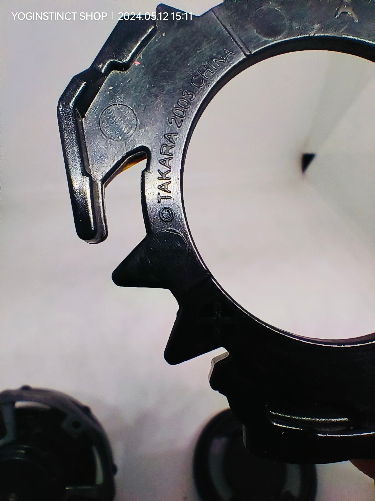 A-129 Zeus - Takaratomy Beyblade: Shoot