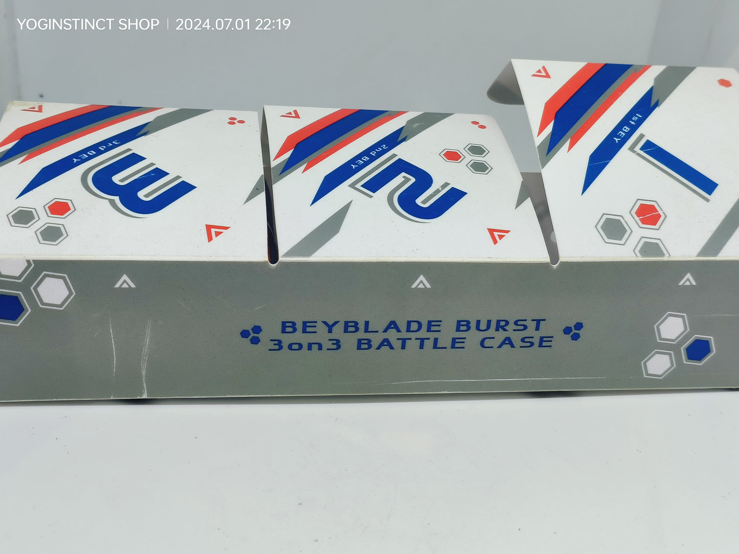 B-84 Beyblade Burst 3on3 Battle case