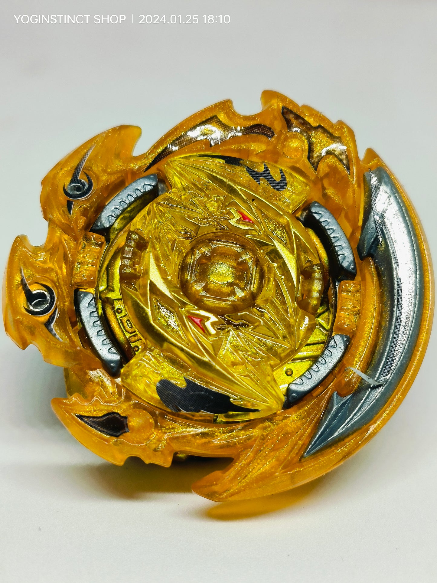 खोखला रग्नारुक 1डी ब्लिट्ज बस'