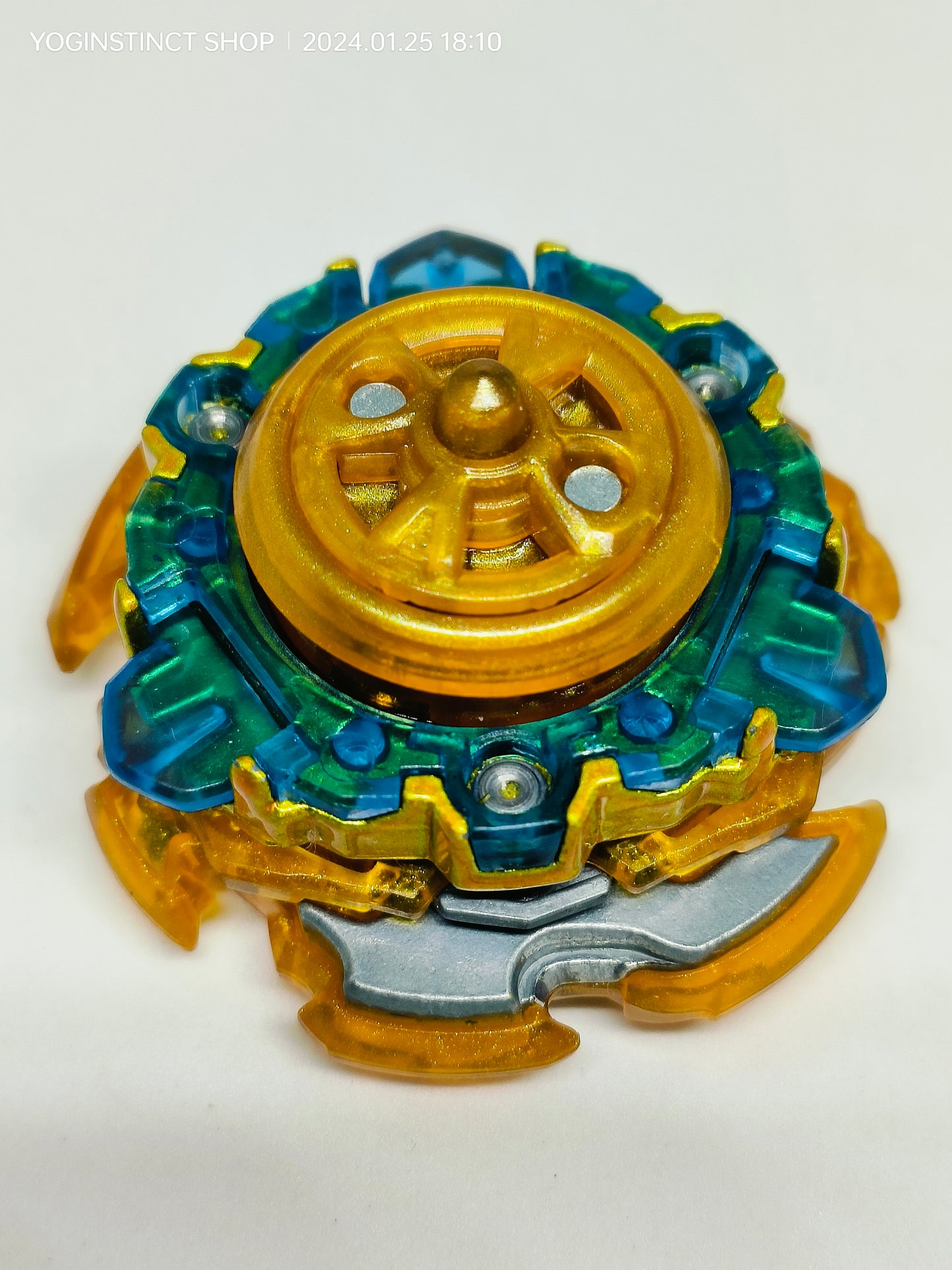 खोखला रग्नारुक 1डी ब्लिट्ज बस'