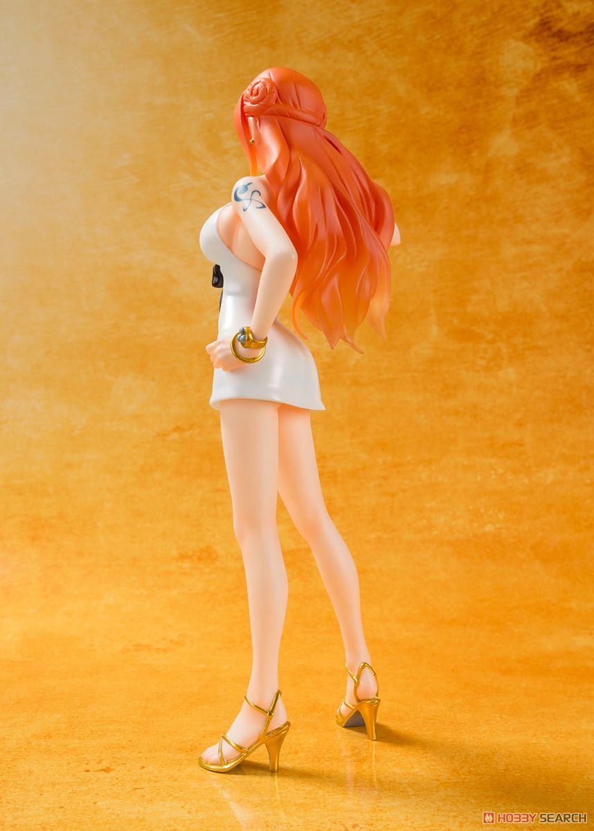 Figuarts Zero Nami -One Piece Film Gold Version