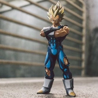 Banpresto Grandista 2D Manga Dimension Dragon Ball Vegeta Super Saiyan (FIRST EDITION)