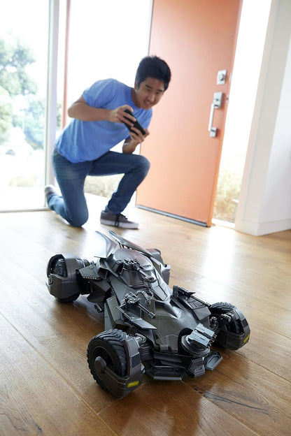 Mattel Justice League Ultimate Justice League 1:10 Remote Control Batmobile Vehicle + Figure