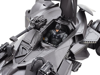 Mattel Justice League Ultimate Justice League 1:10 Remote Control Batmobile Vehicle + Figure