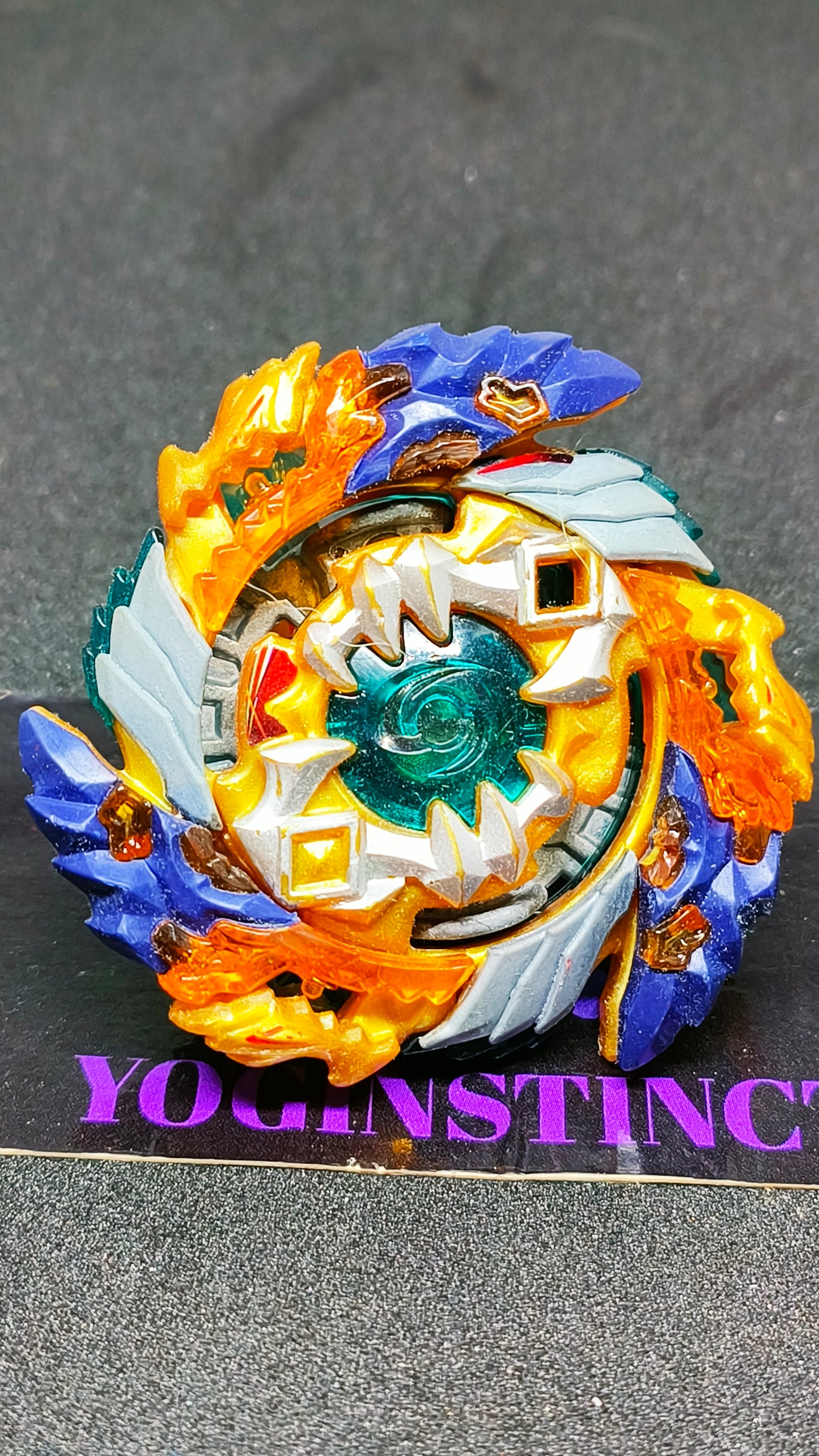 गीस्ट फ़फ़्निर 8' अवशोषक (ए)