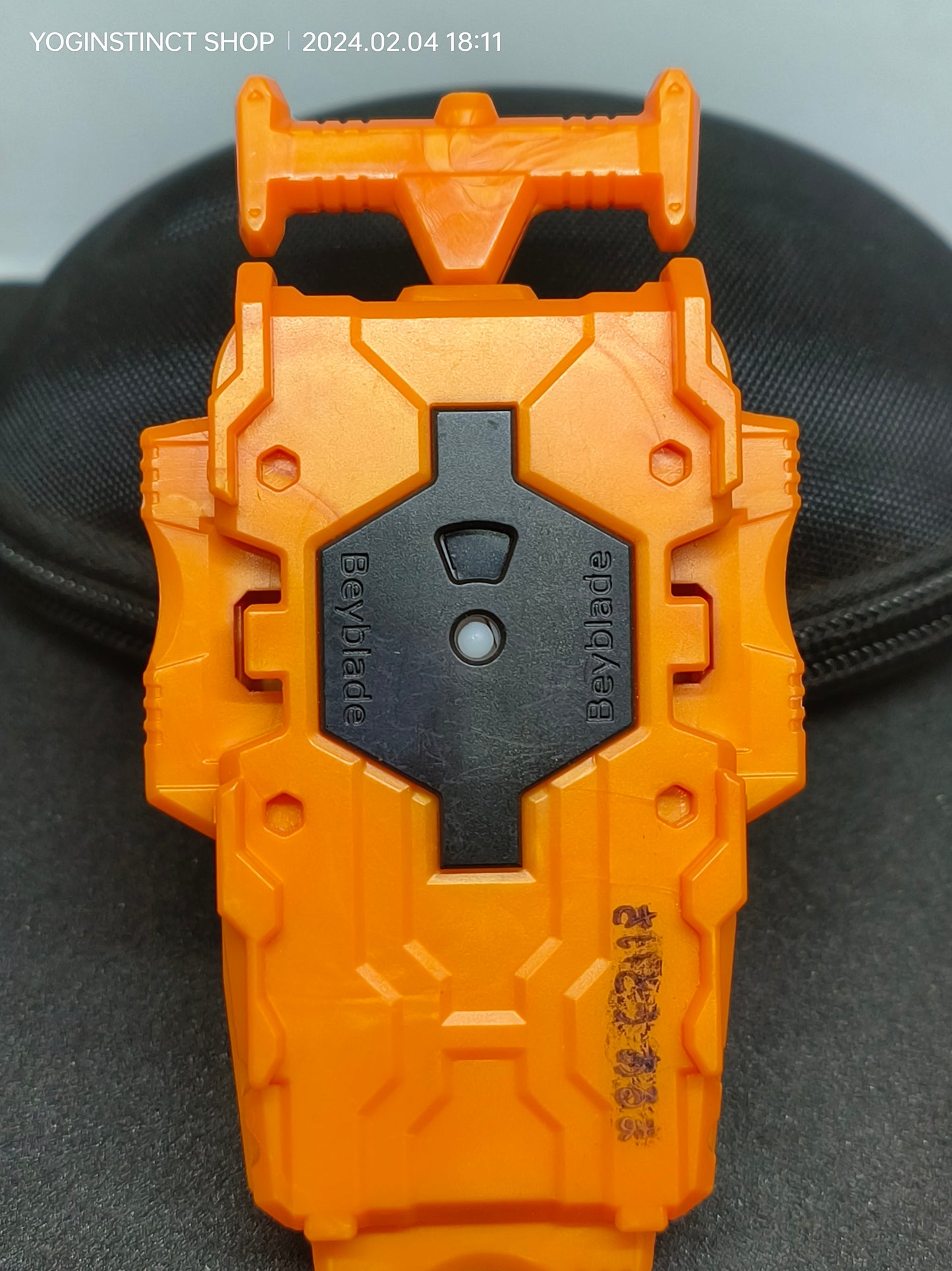 B-64 Heavy BeyLauncher (Orange) Right spin